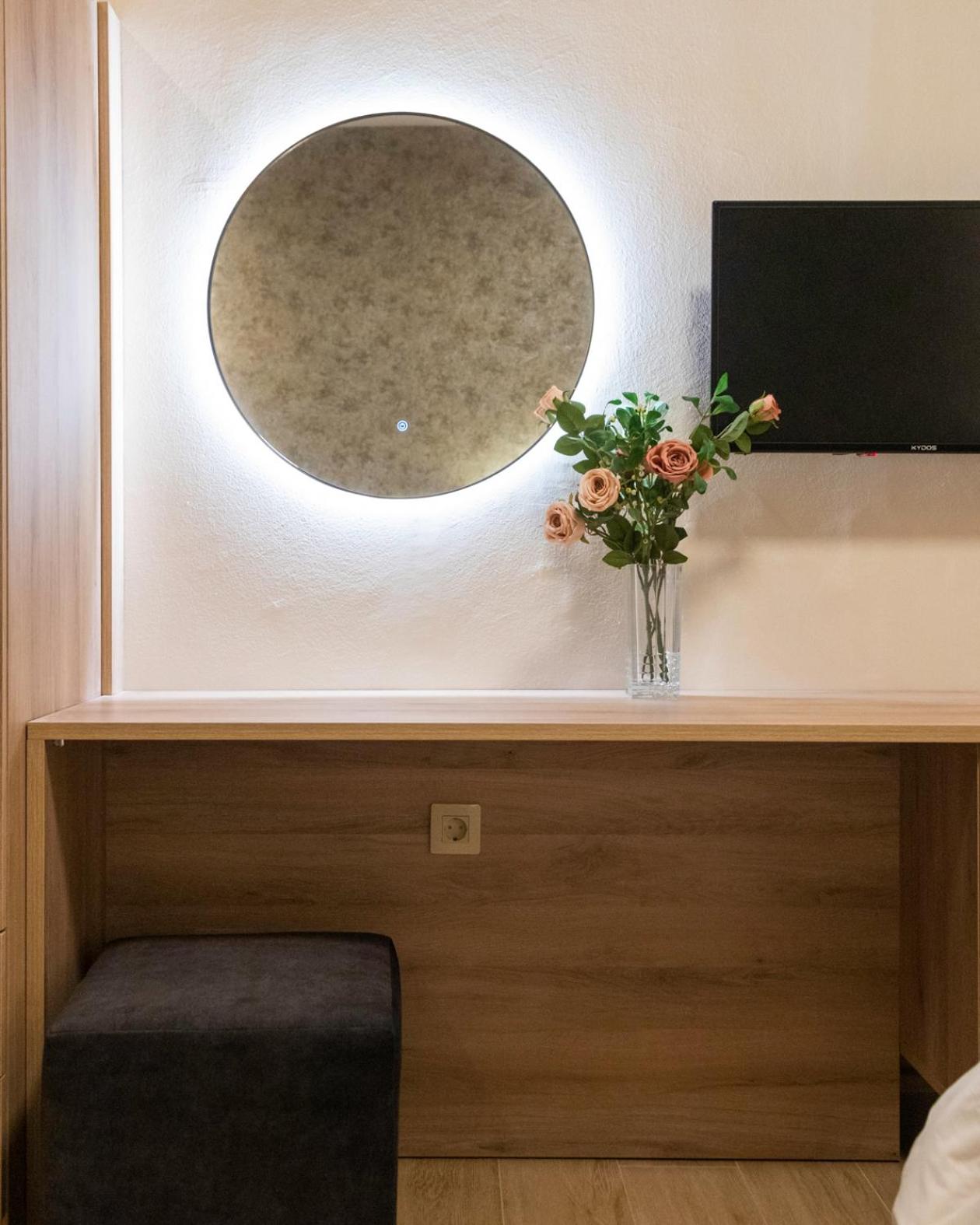 Superior Double or Twin Room - Photo 6
