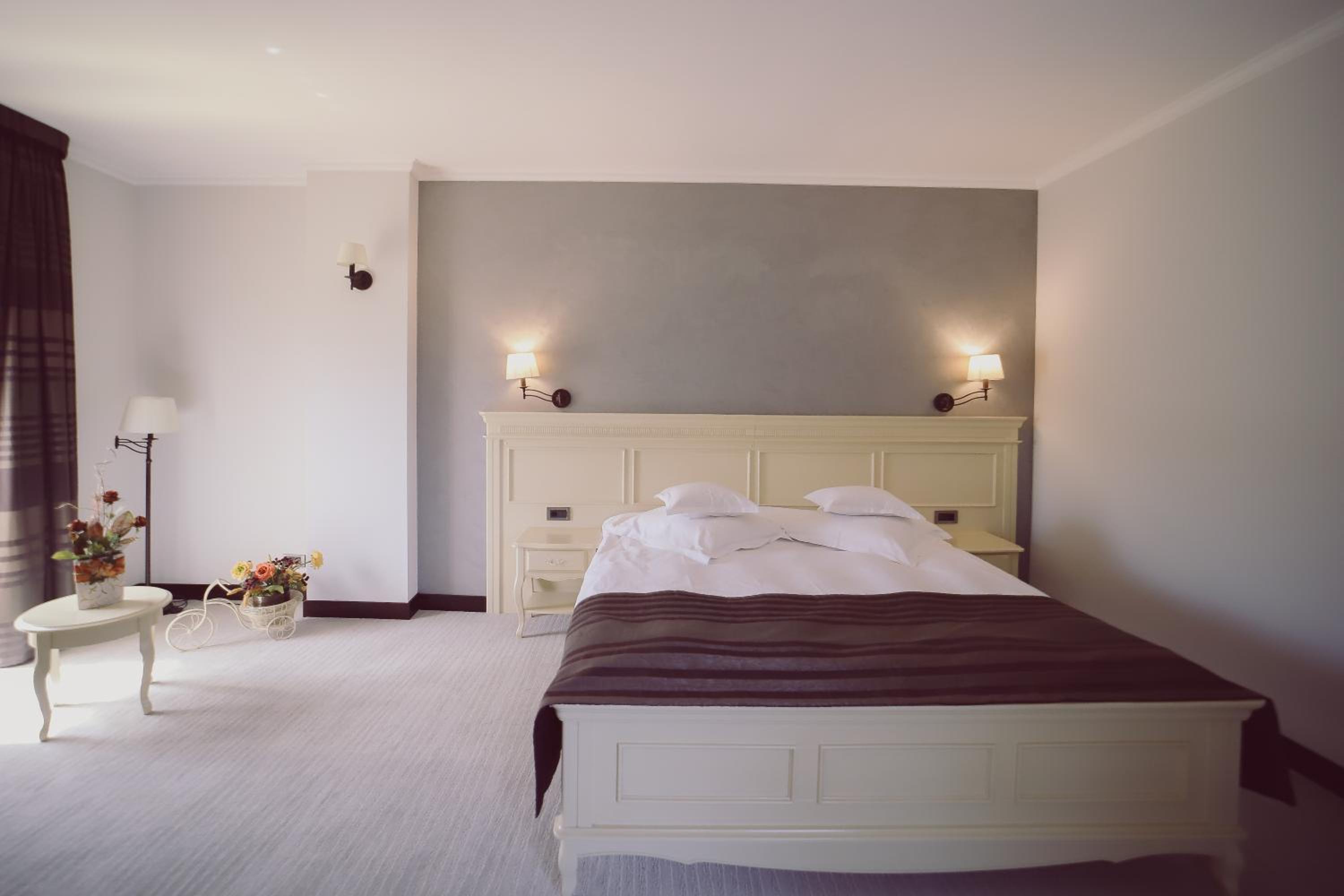 Deluxe Double Room - Photo 1