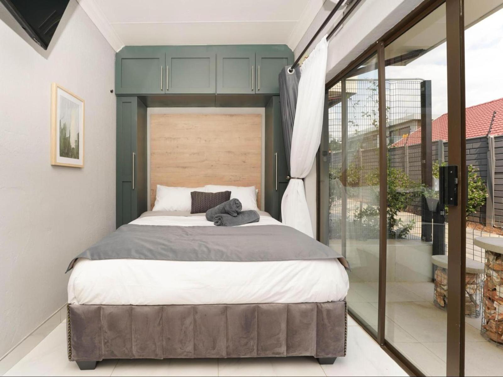 Luxury Queen Room photo 1