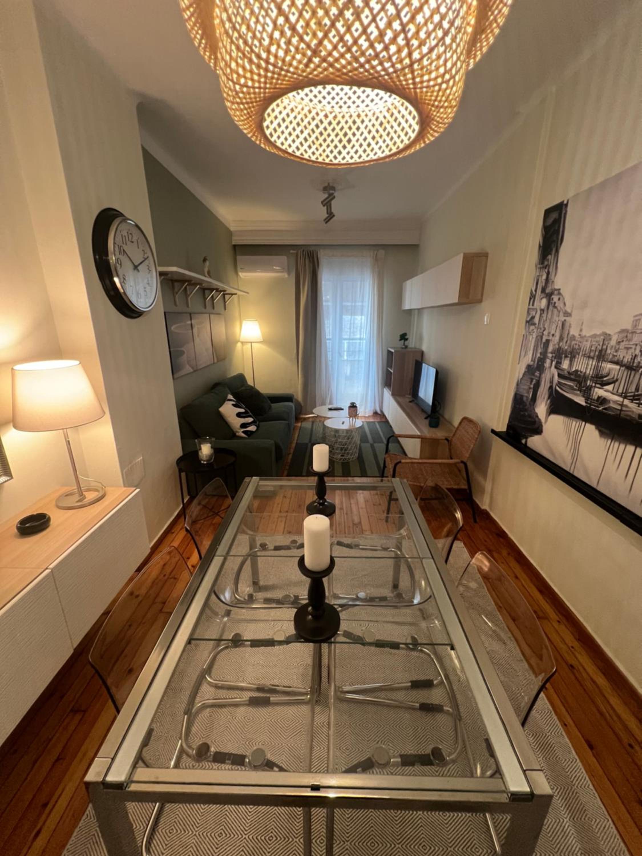 One-Bedroom Apartment