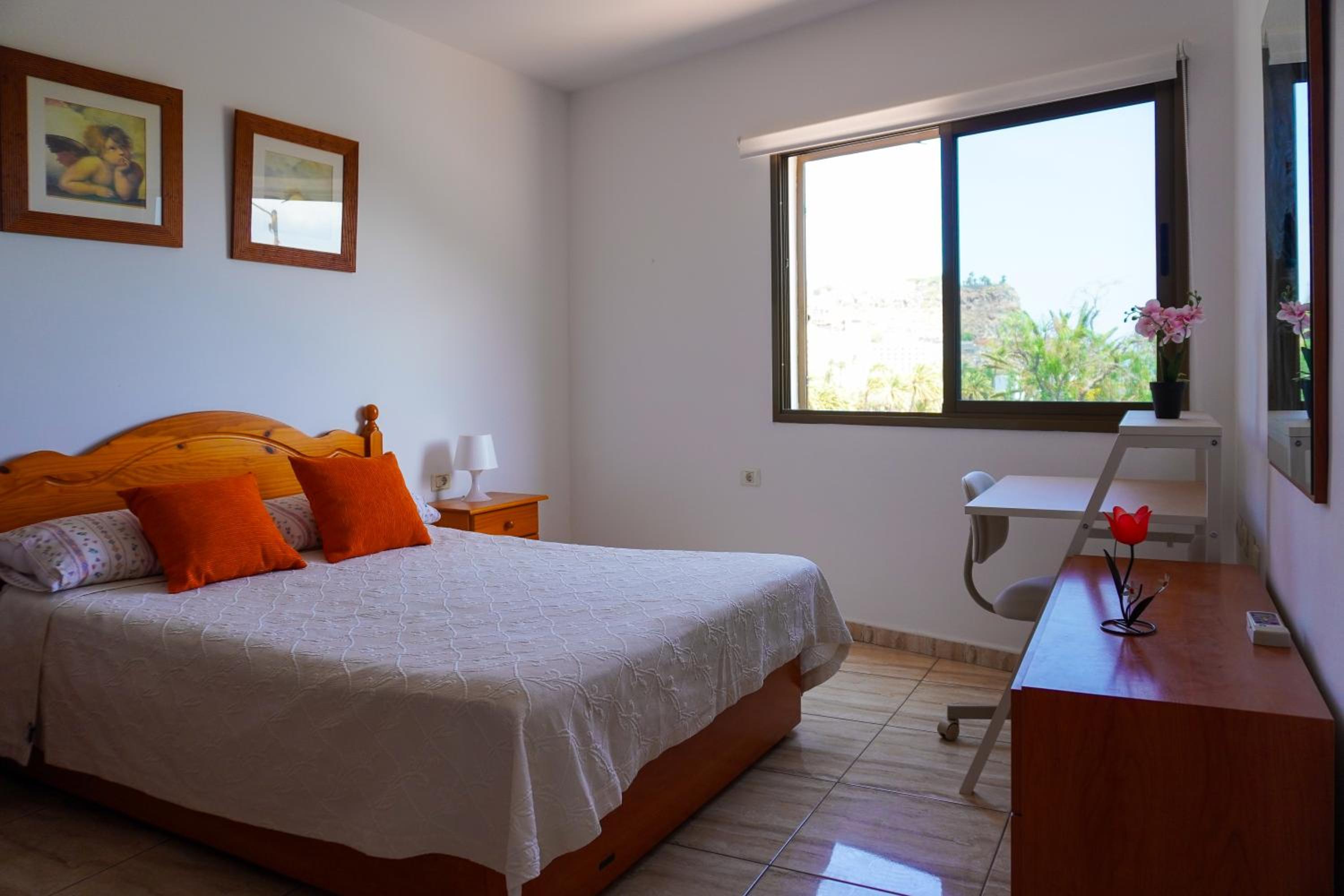 Apartamento con vista al mar