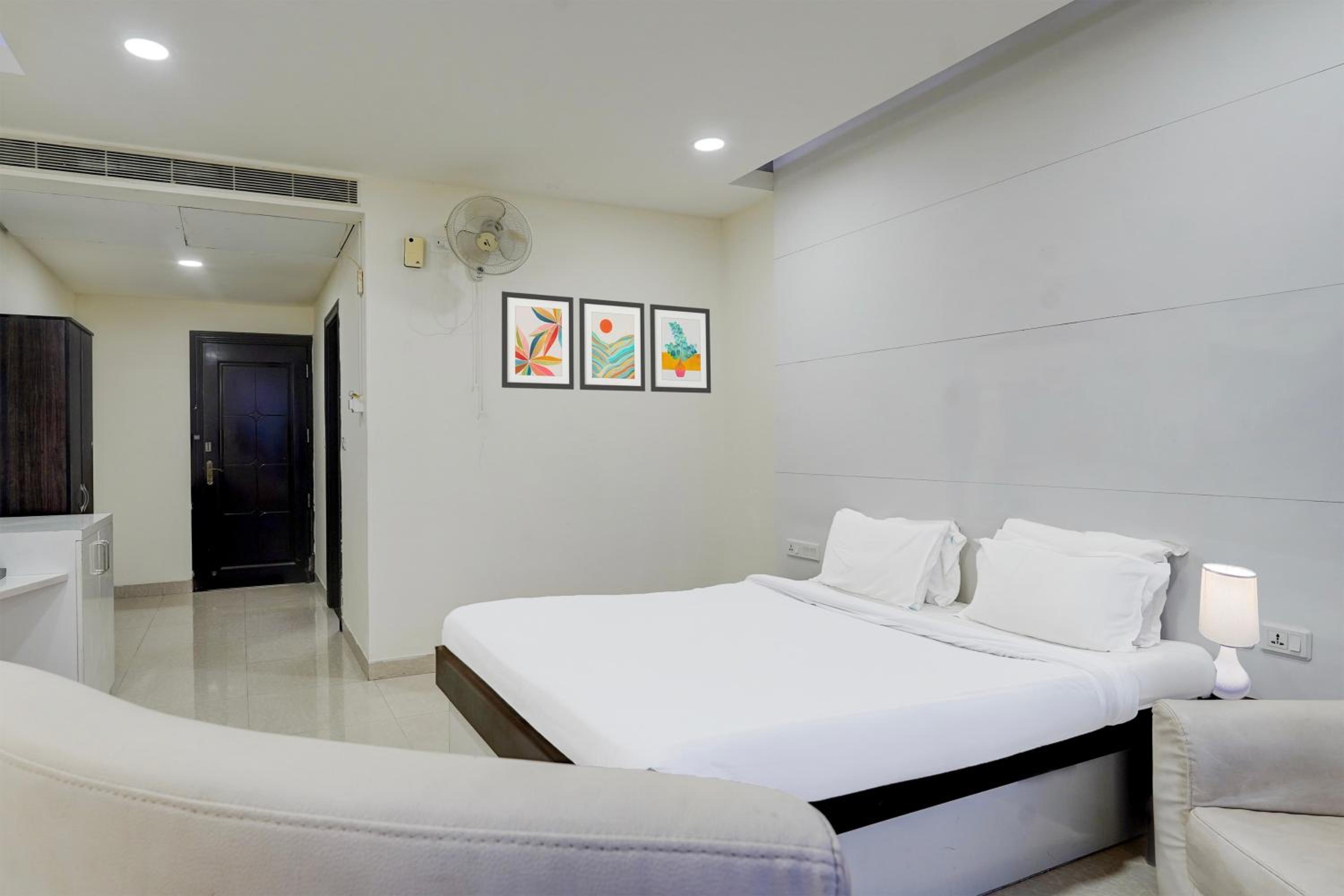 Classic Triple Room Classic Triple Room