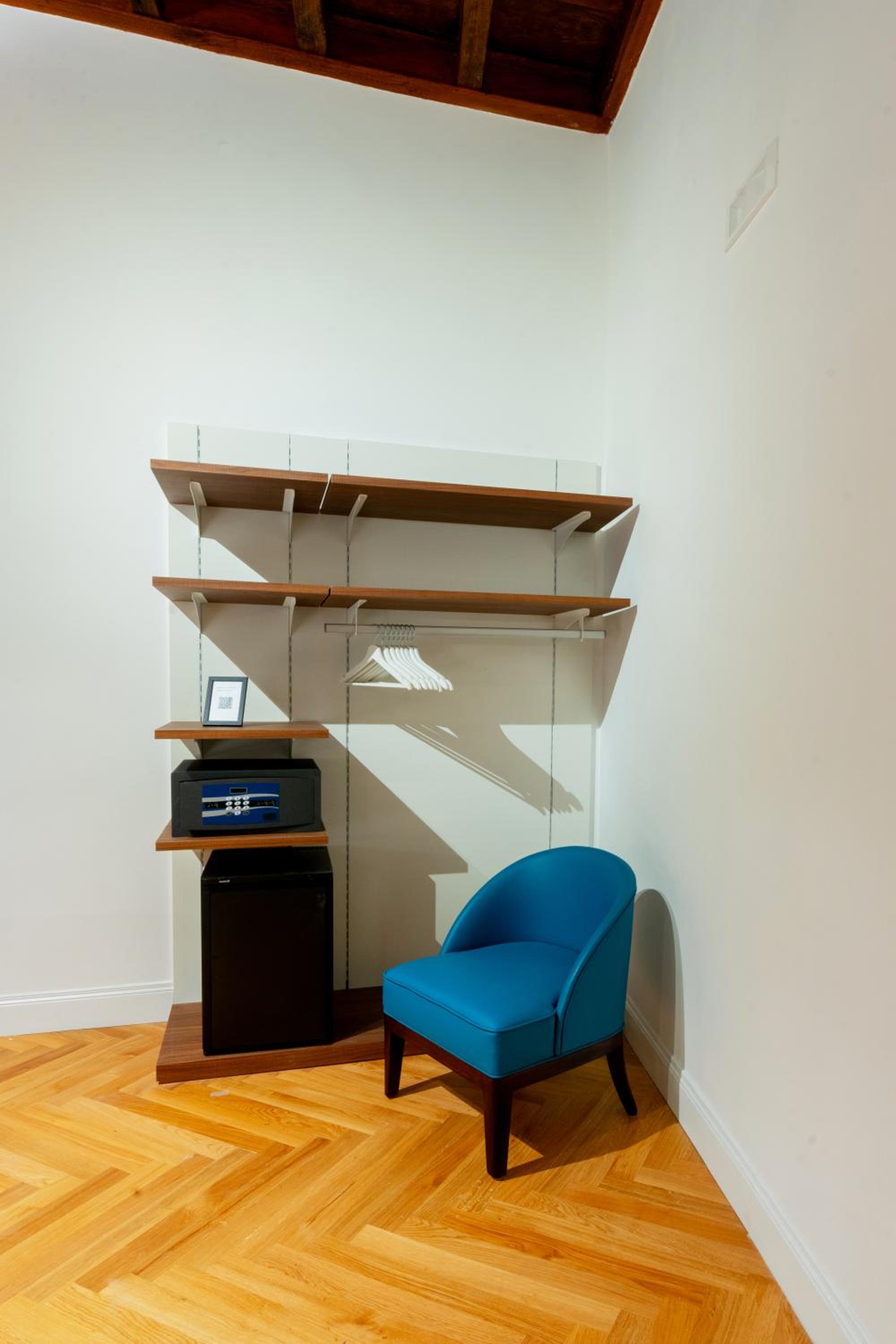 Double or Twin Room with Balcony Capranica - Annex Building