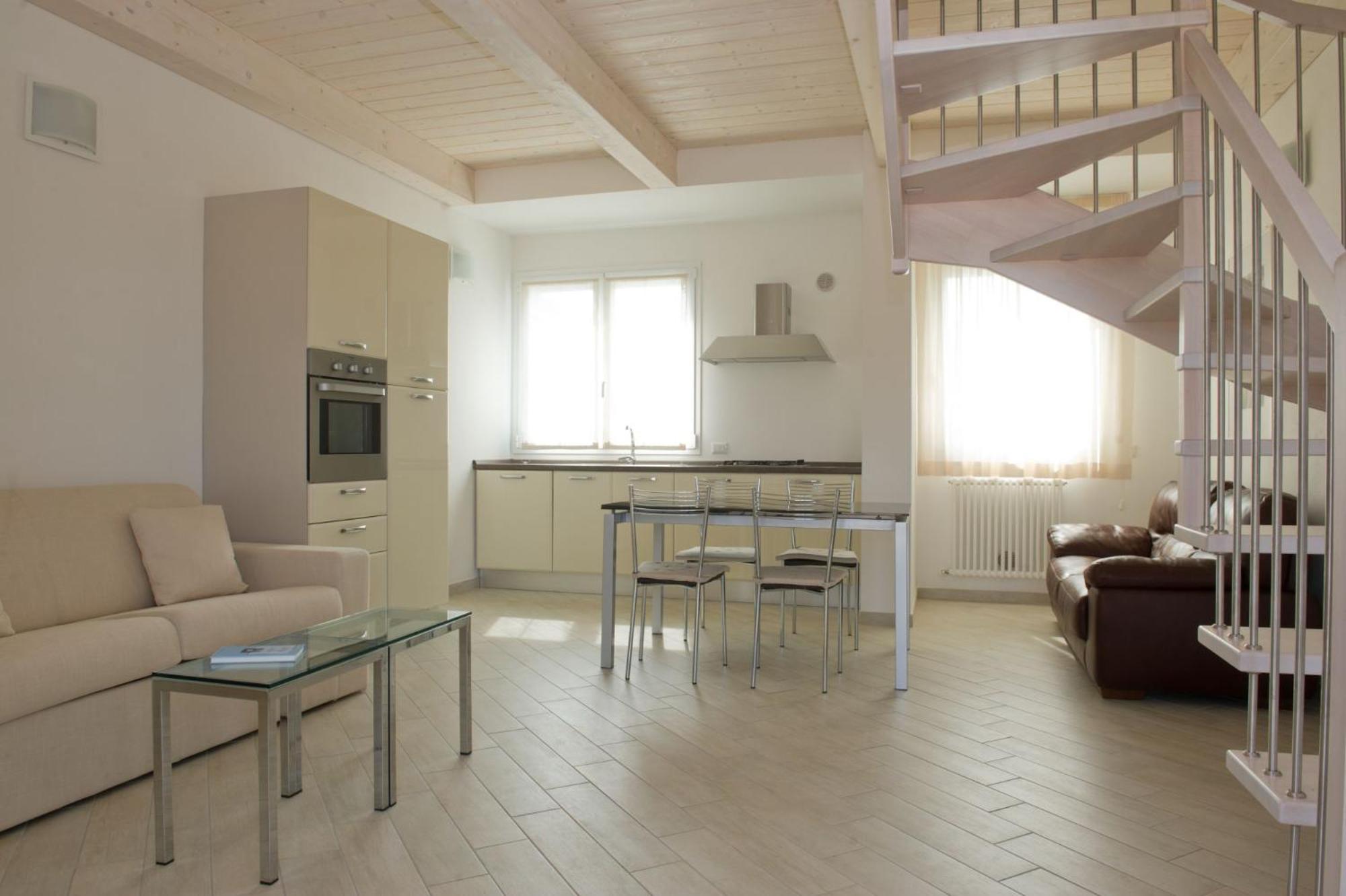 Suite with Terrace - Photo 11