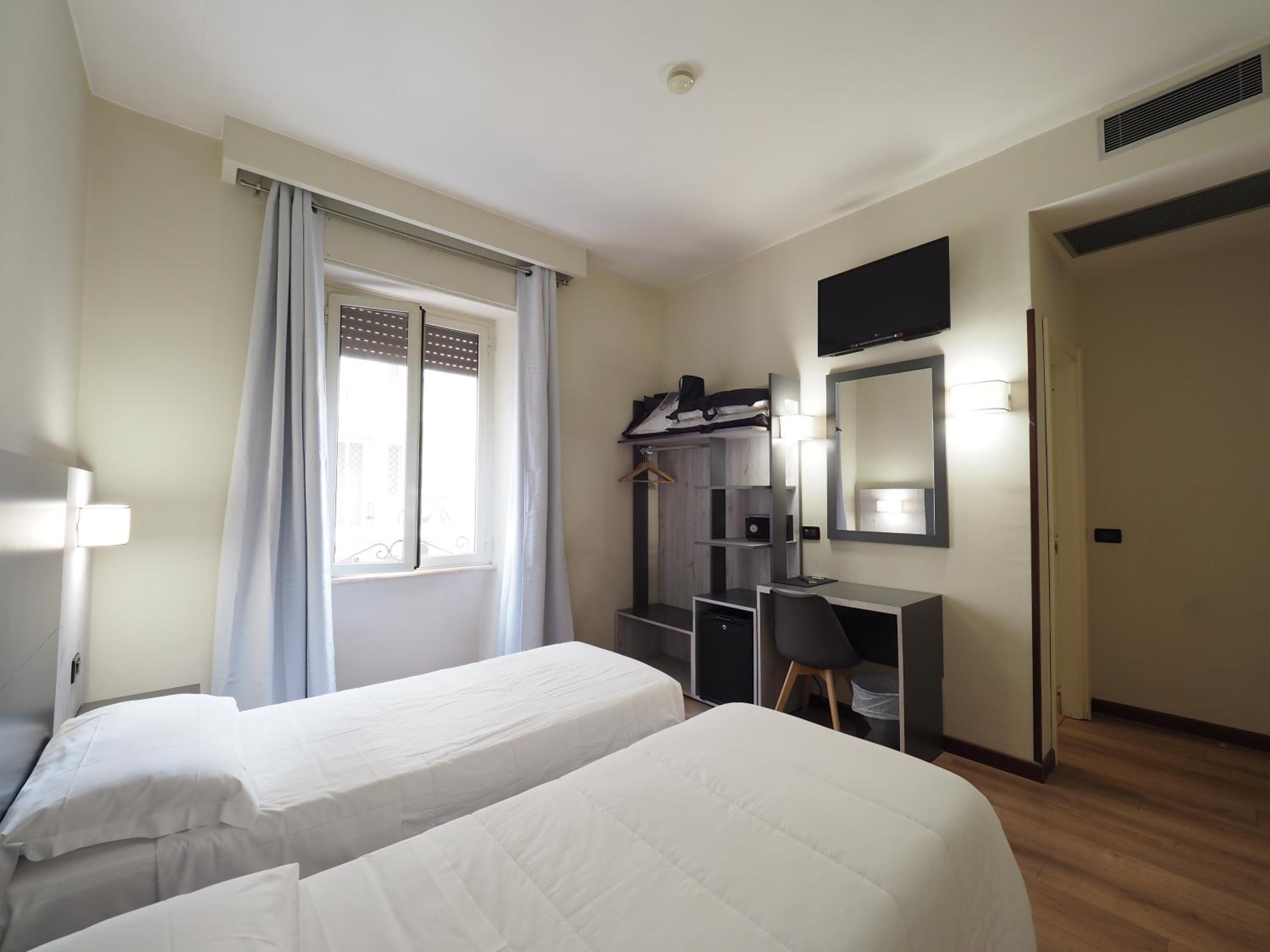 Twin Room photo 1