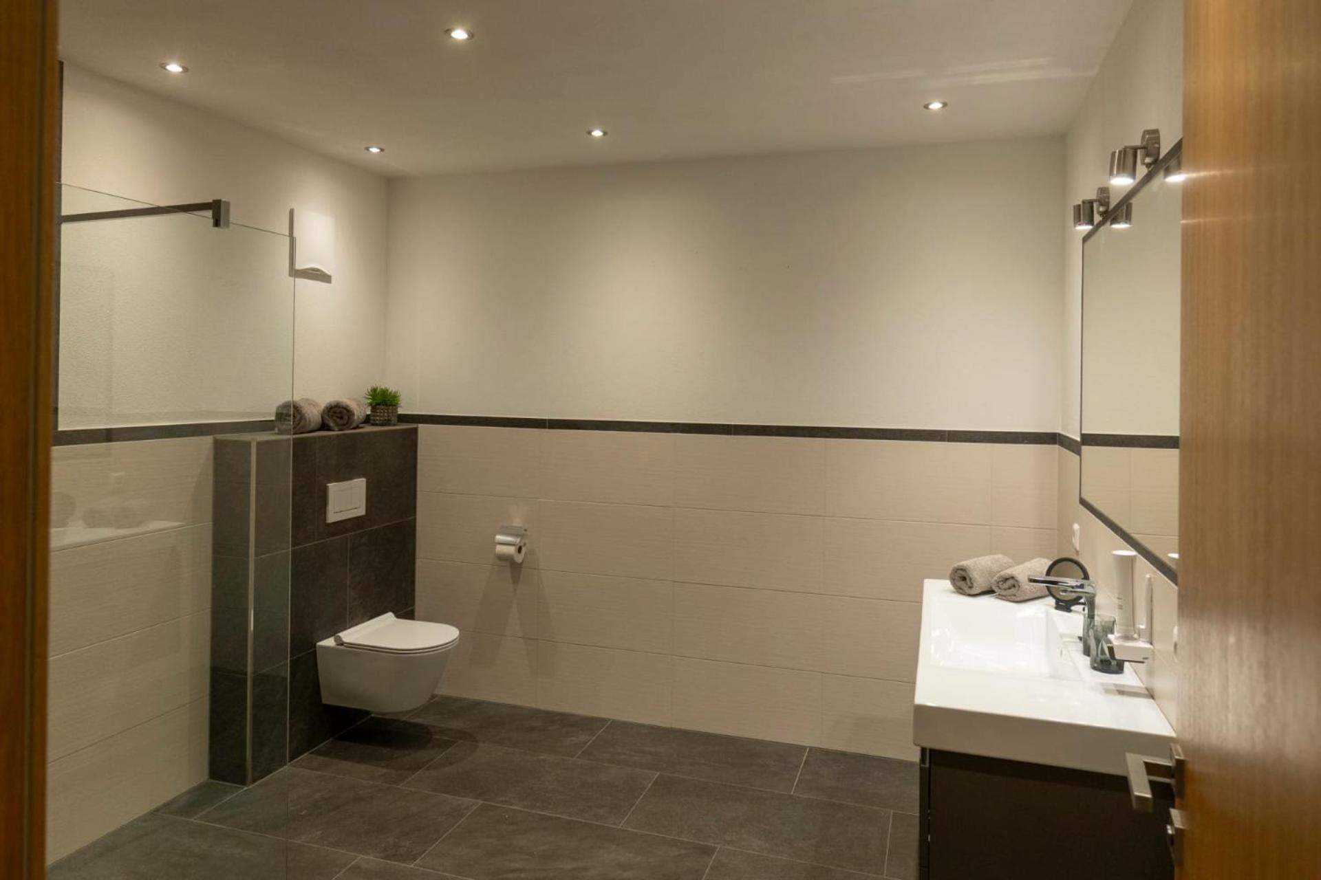 Executive Suite photo 2