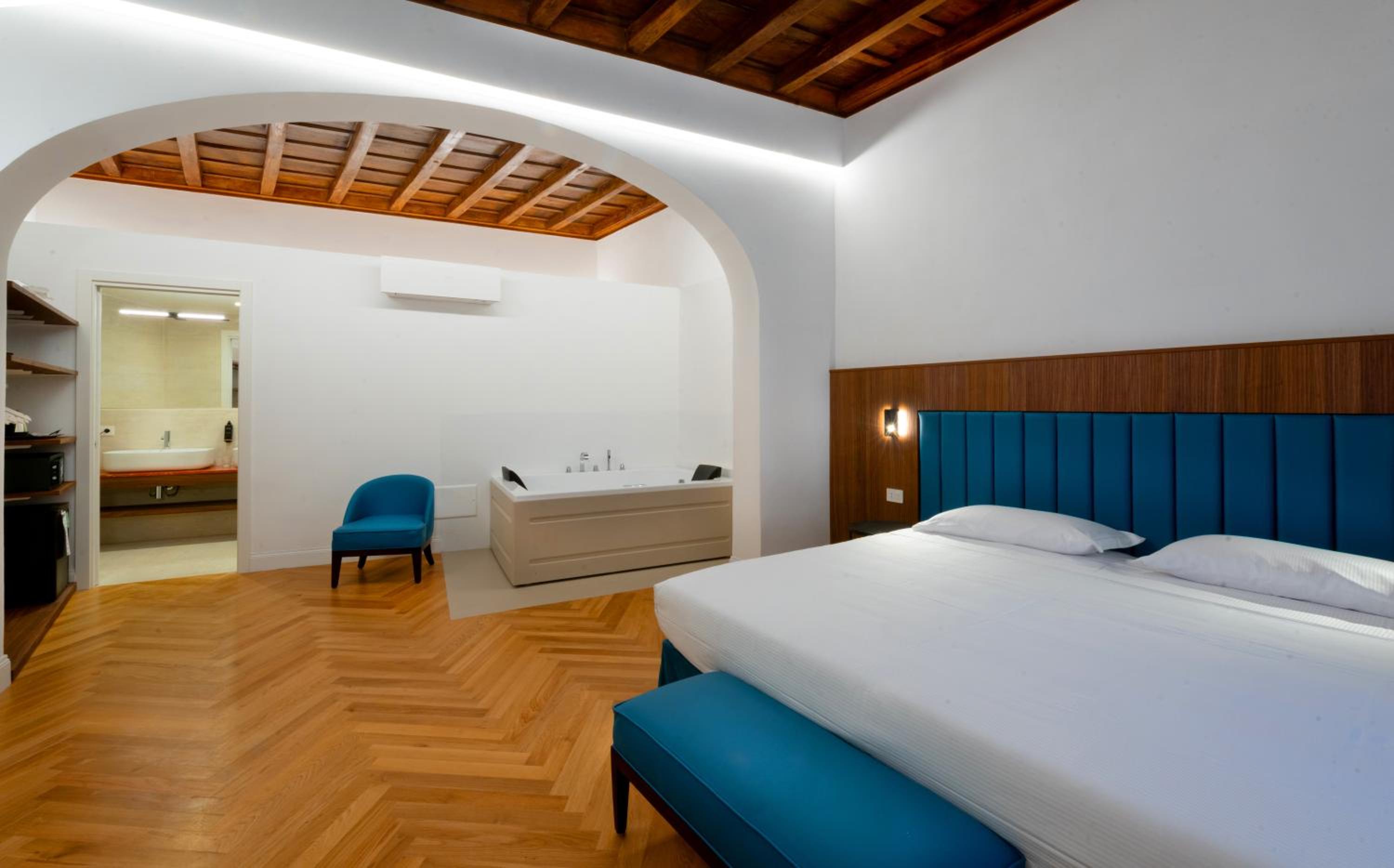 King Room with Hot Tub Capranica - Annex Building