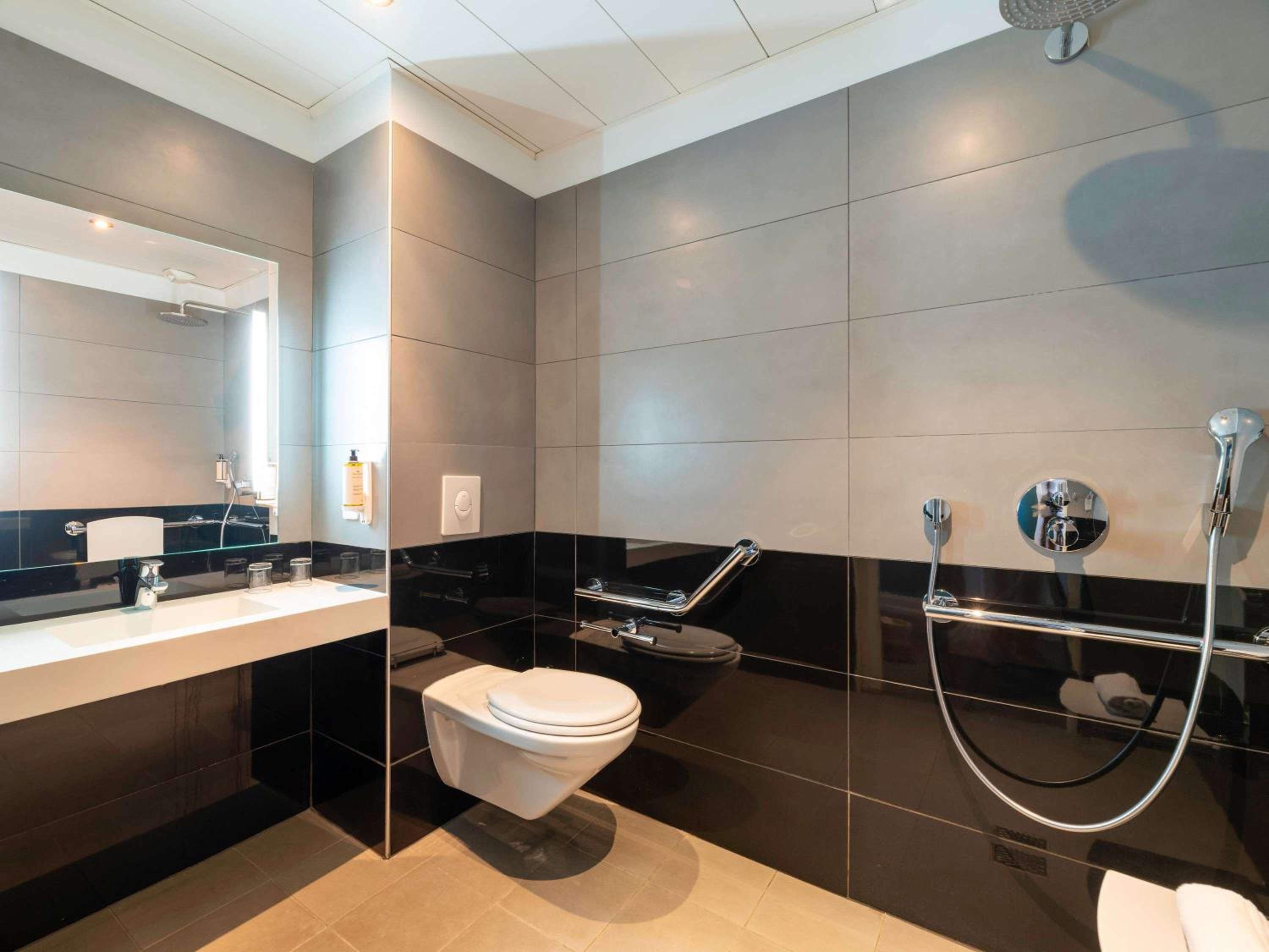 Superior accessible Room with One Double Bed photo 2