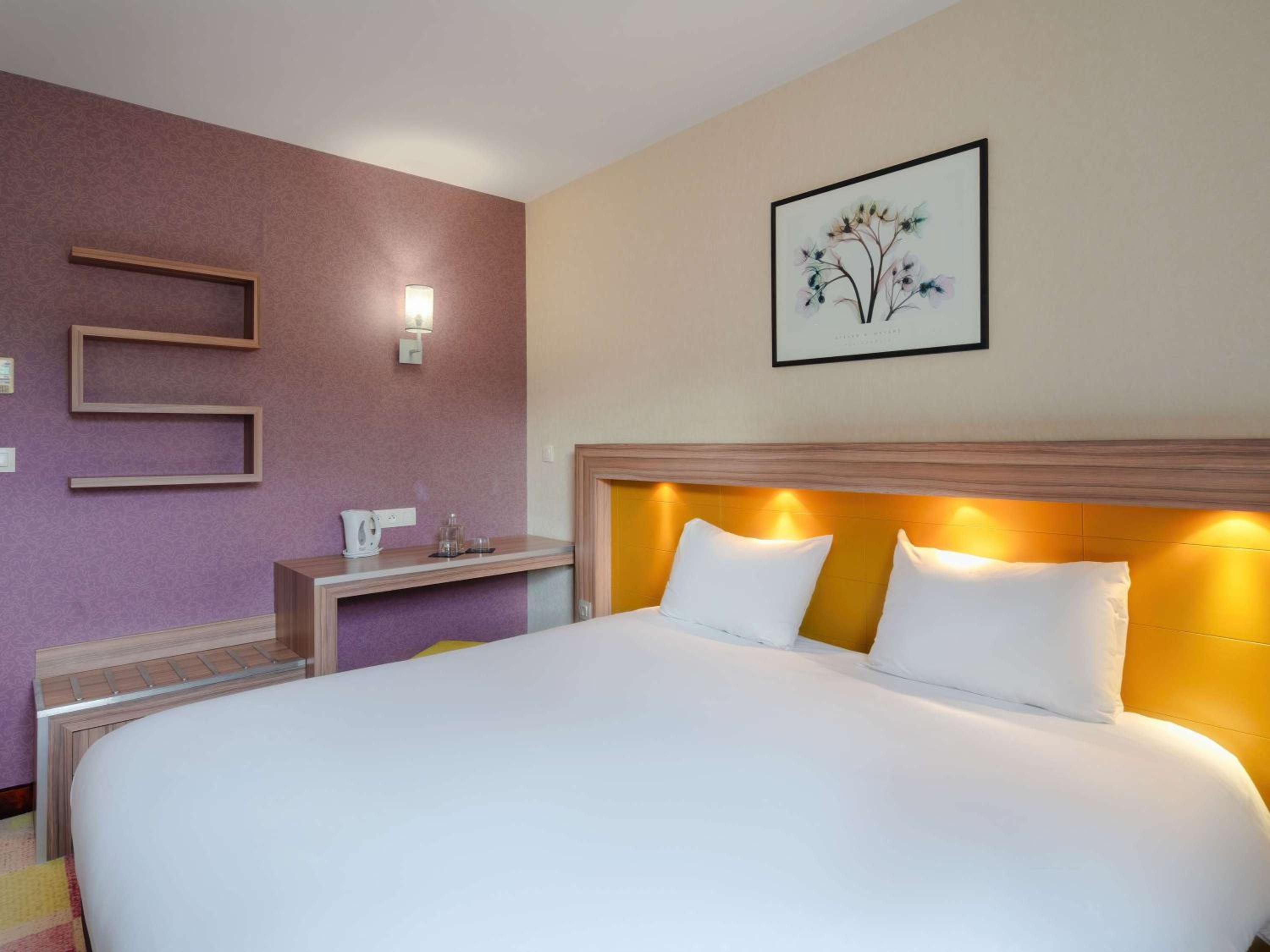Standard One Double Bed - Photo 5
