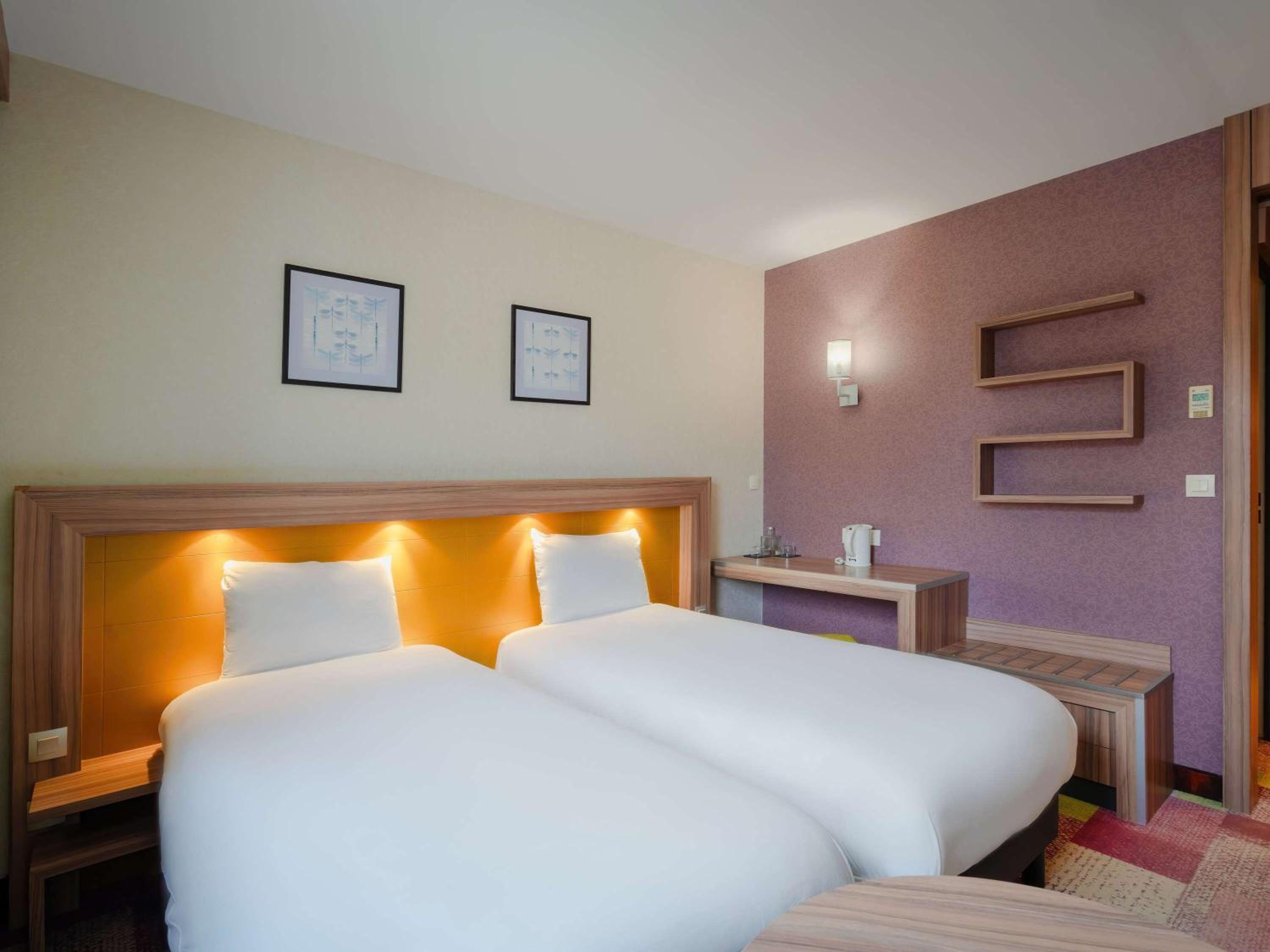 Standard Twin Room