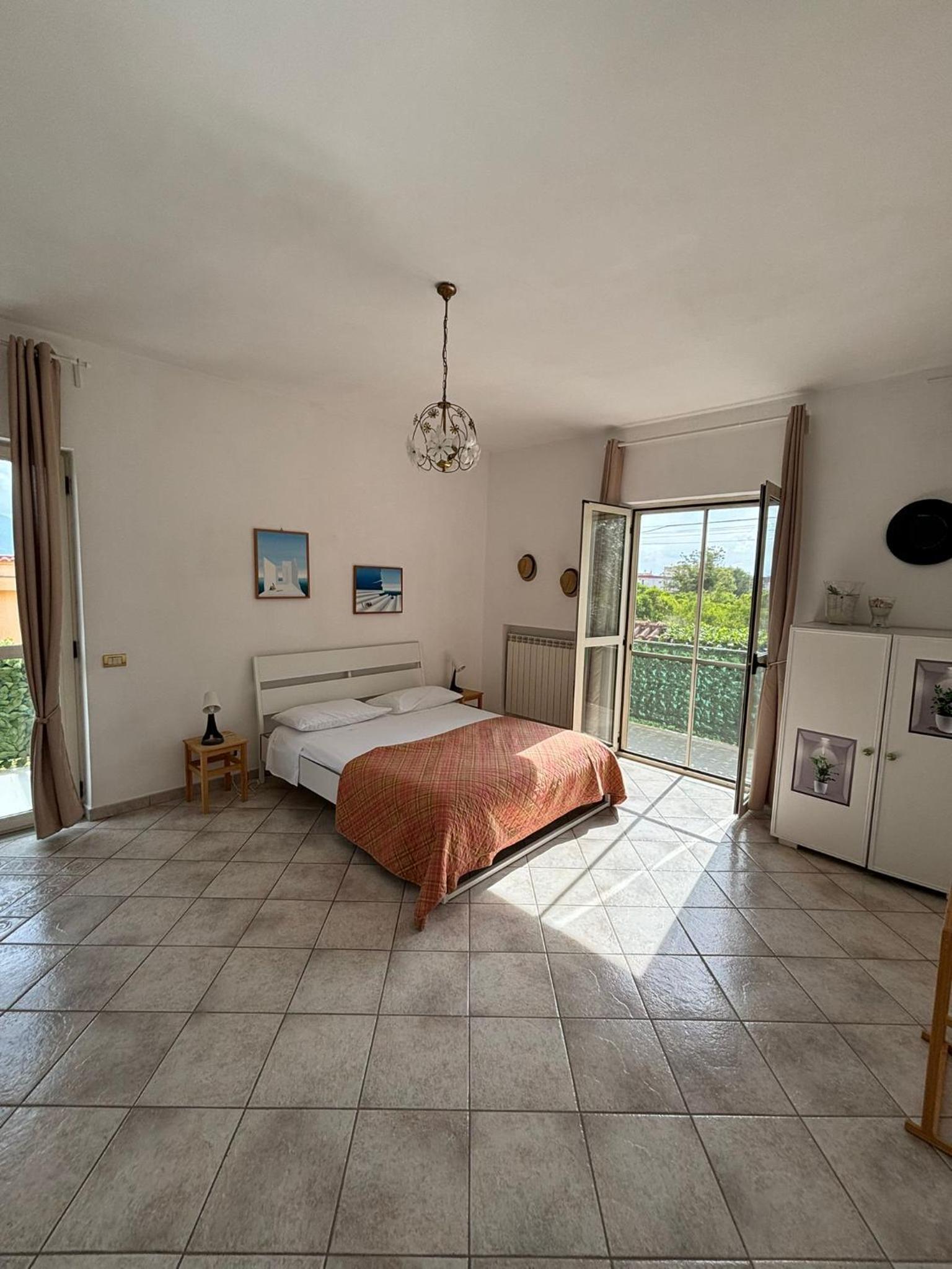 Four-Bedroom House - Photo 7