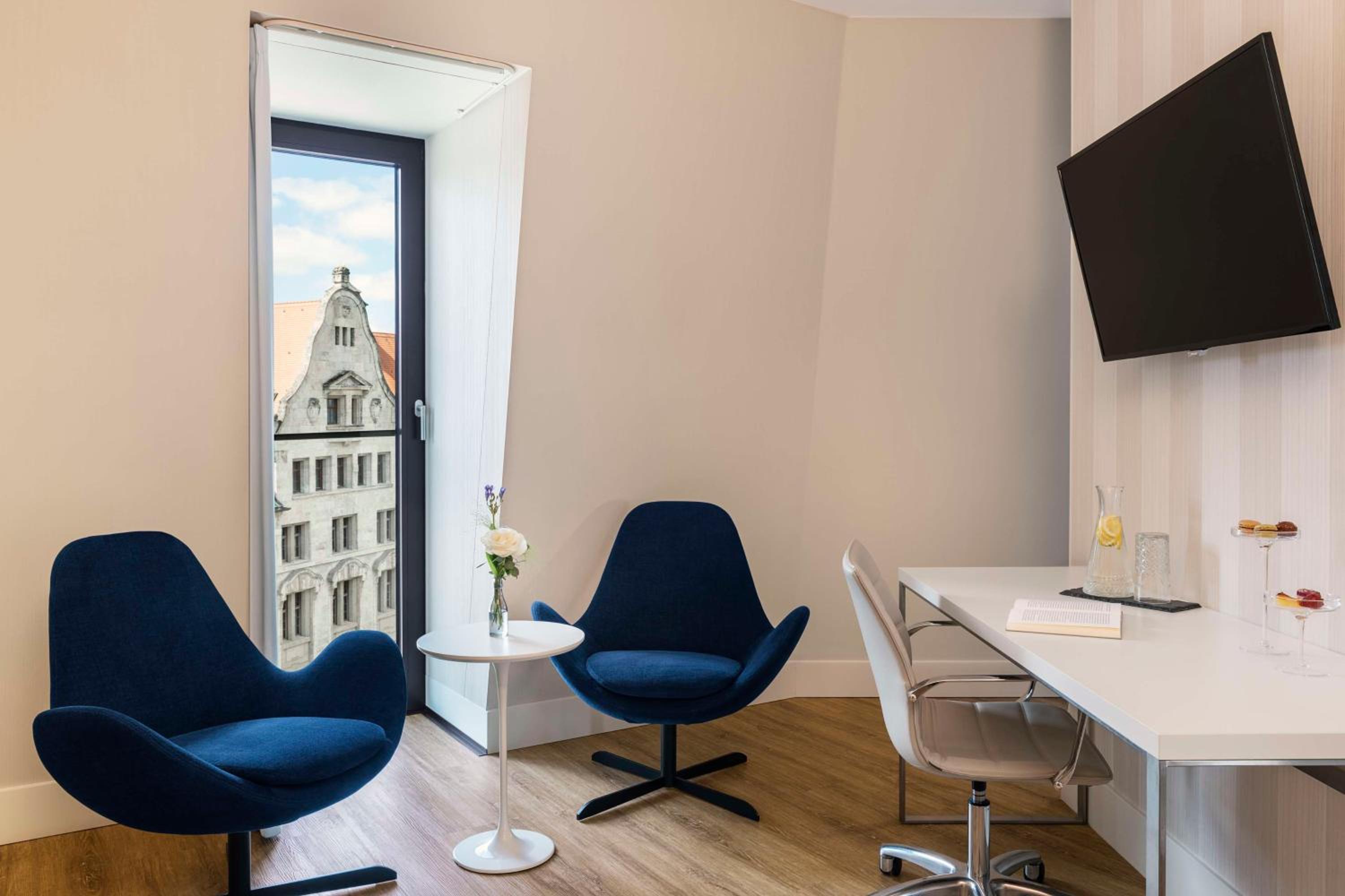 Superior Double or Twin Room - Photo 10