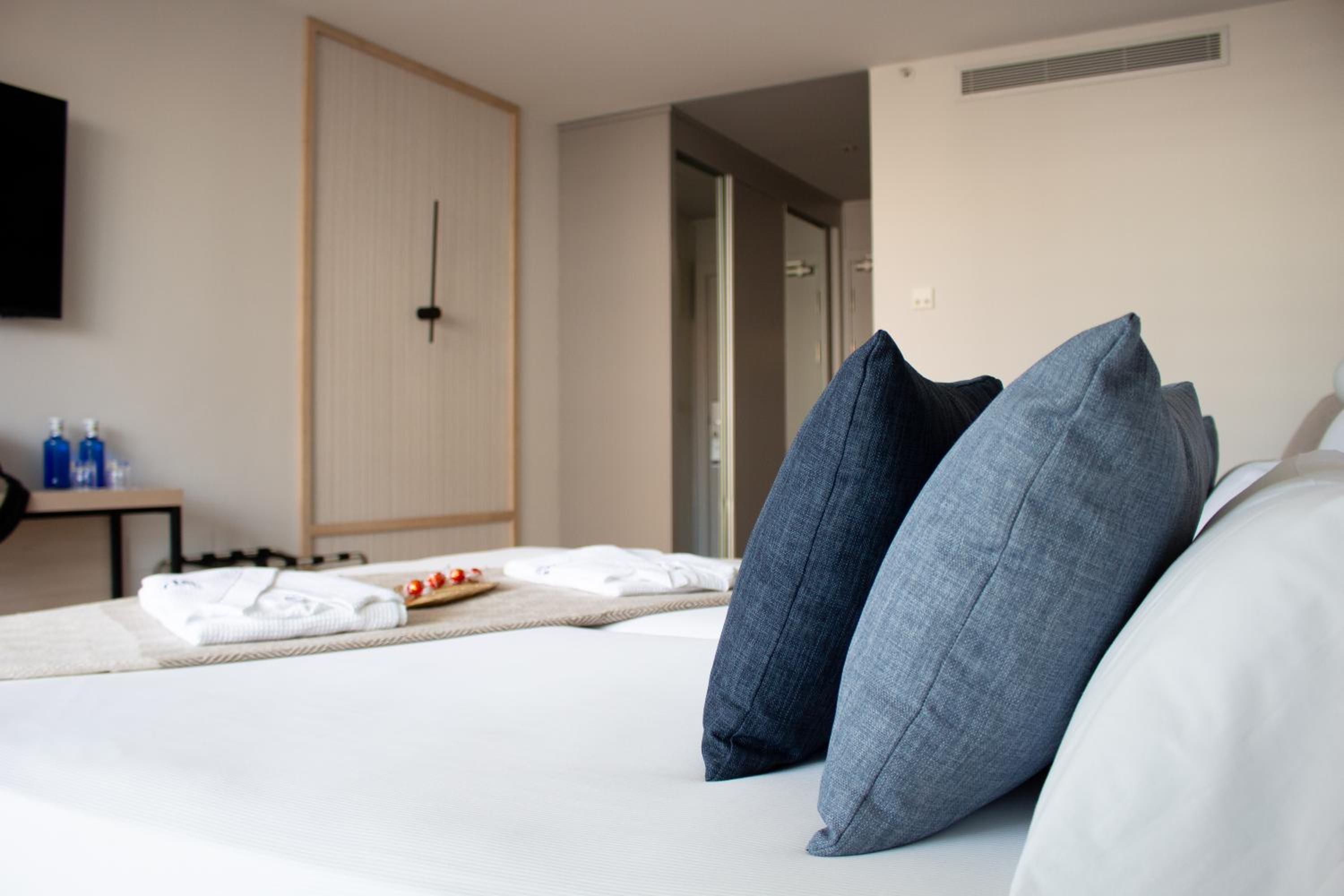 Superior Double Room - Photo 2
