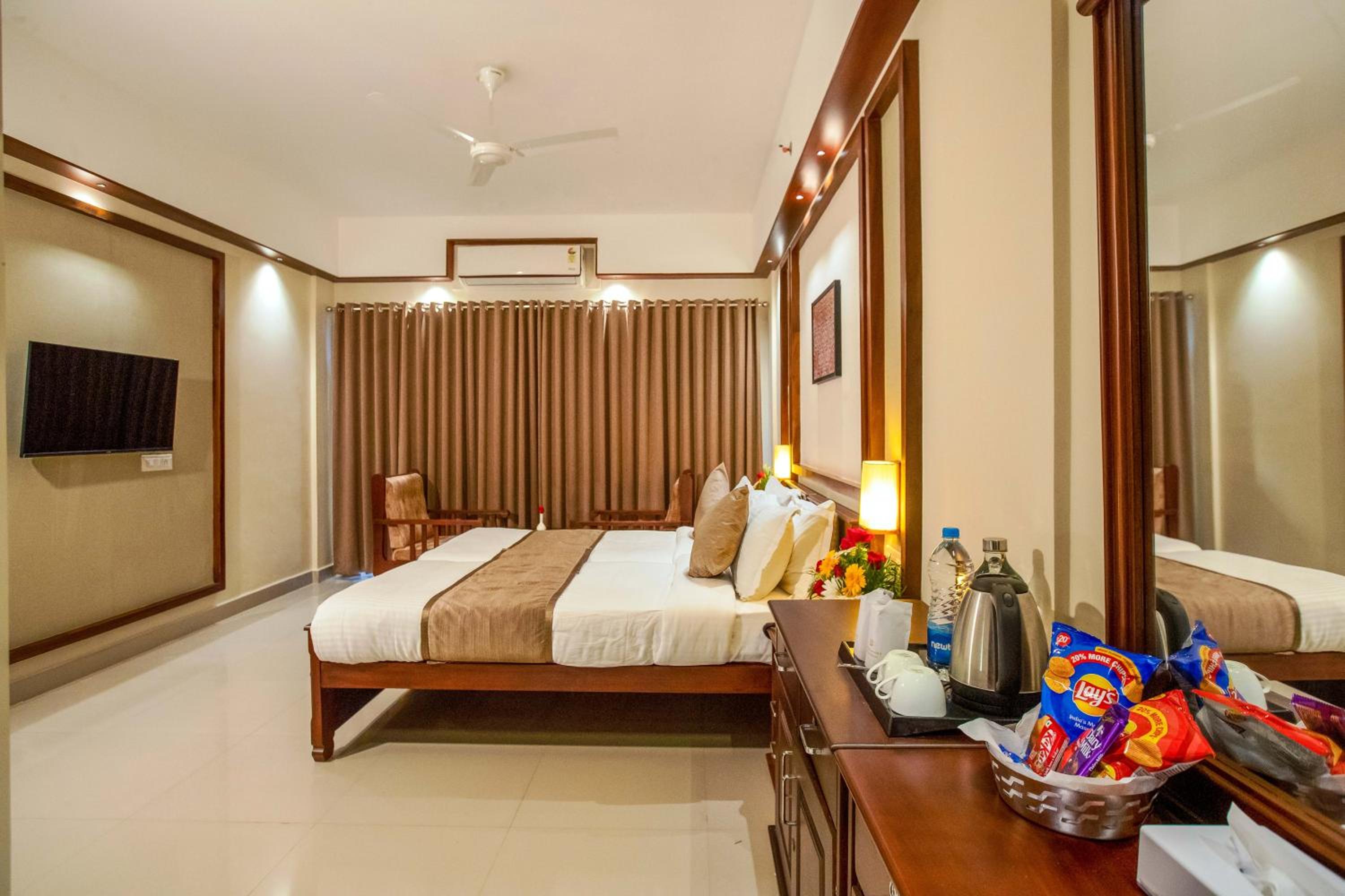 Deluxe Double Room photo 2