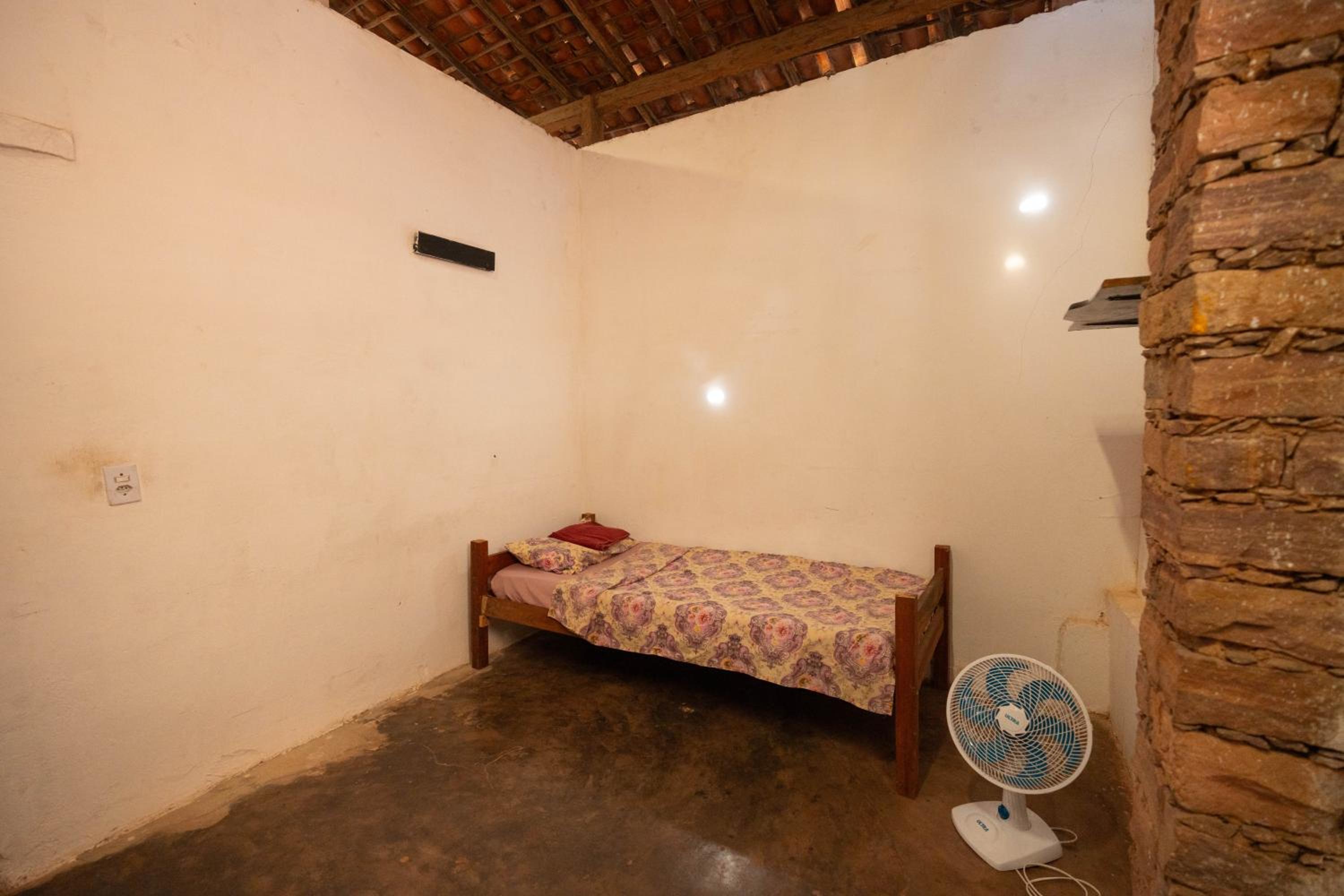 Single Room photo 2