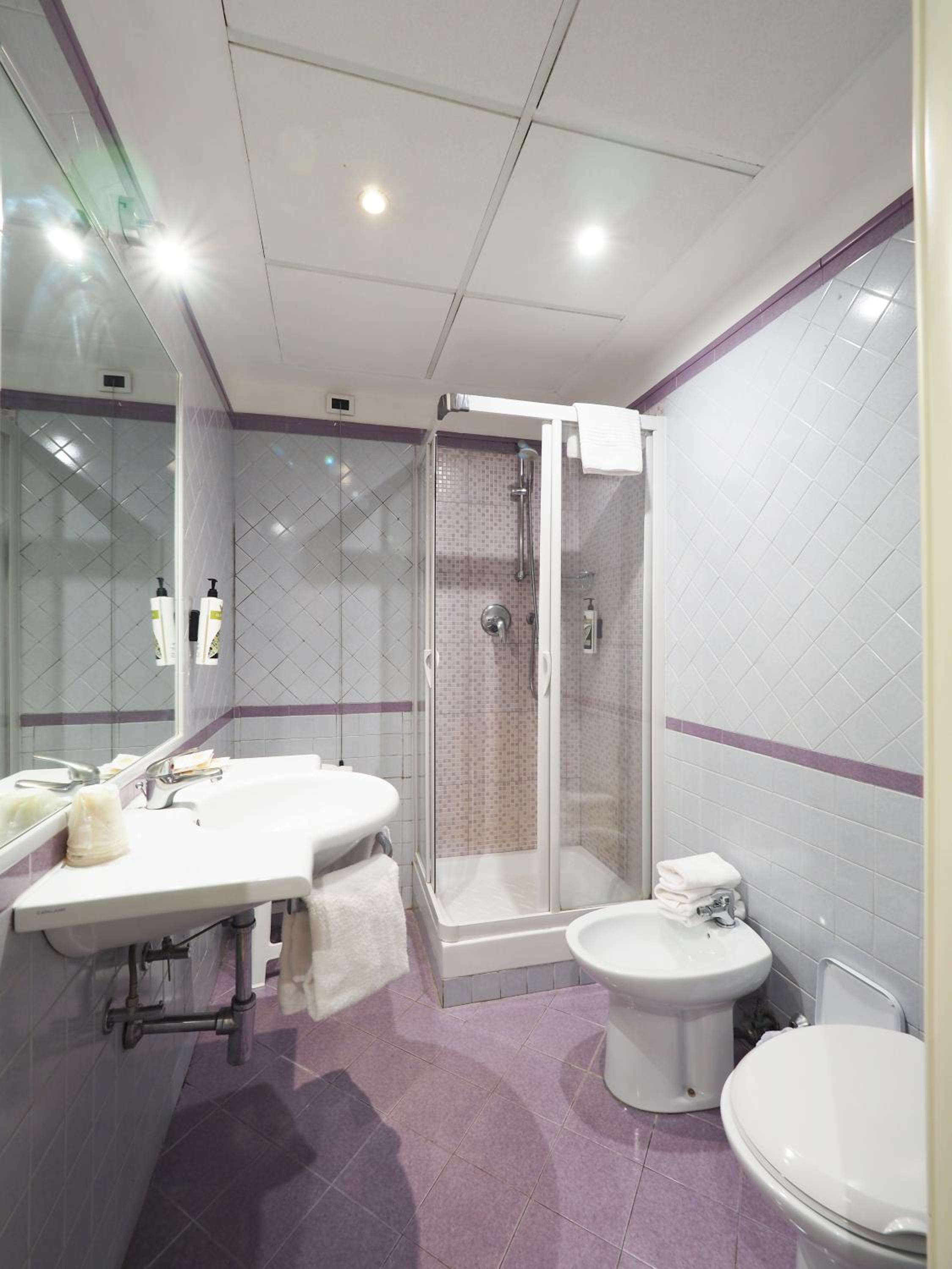 Quadruple Room photo 3