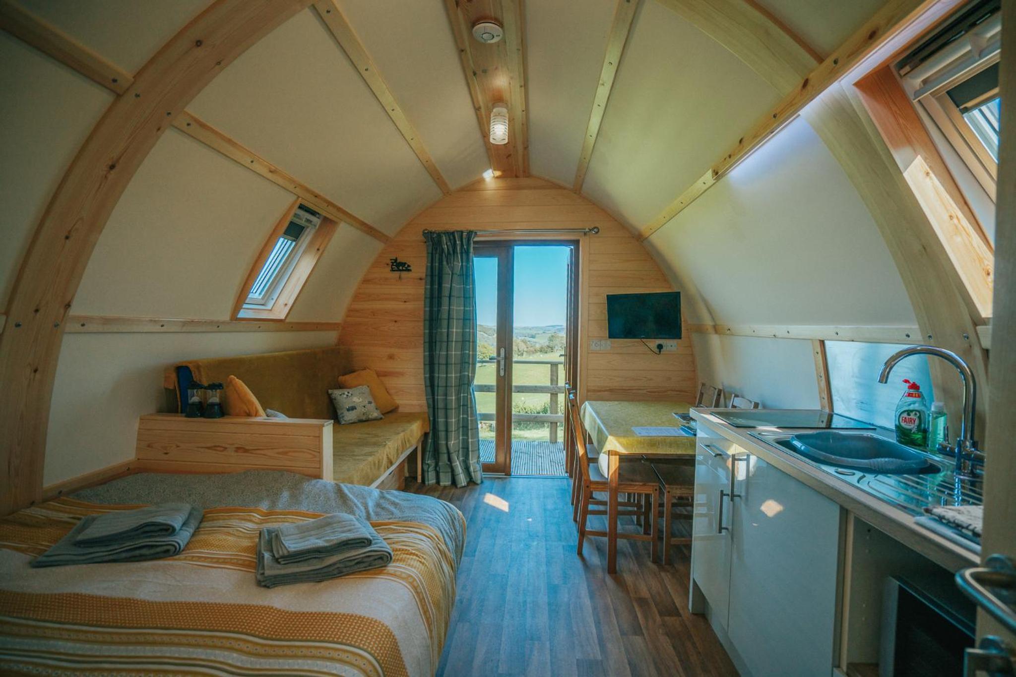 Standard Cabin with Hot Tub photo 1