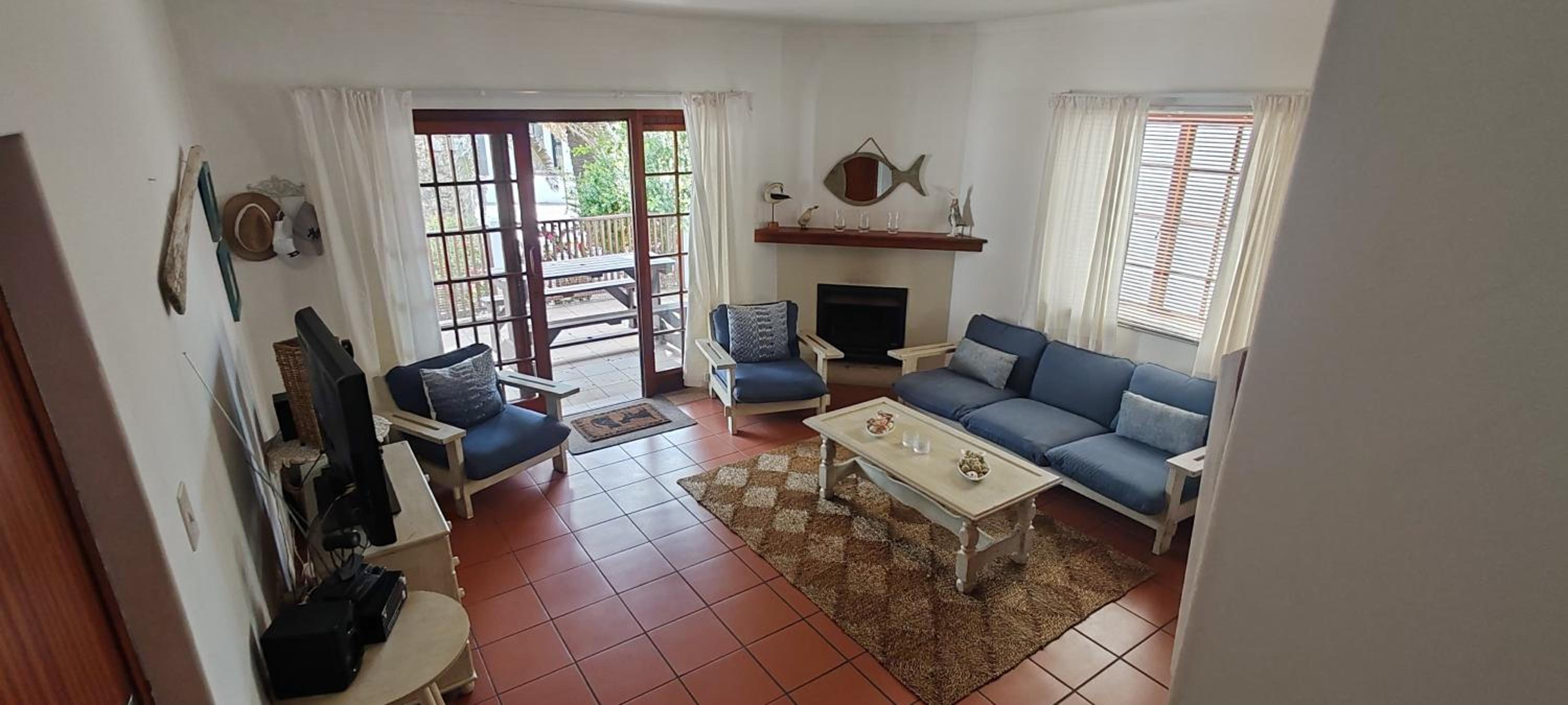 Three-Bedroom House photo 1