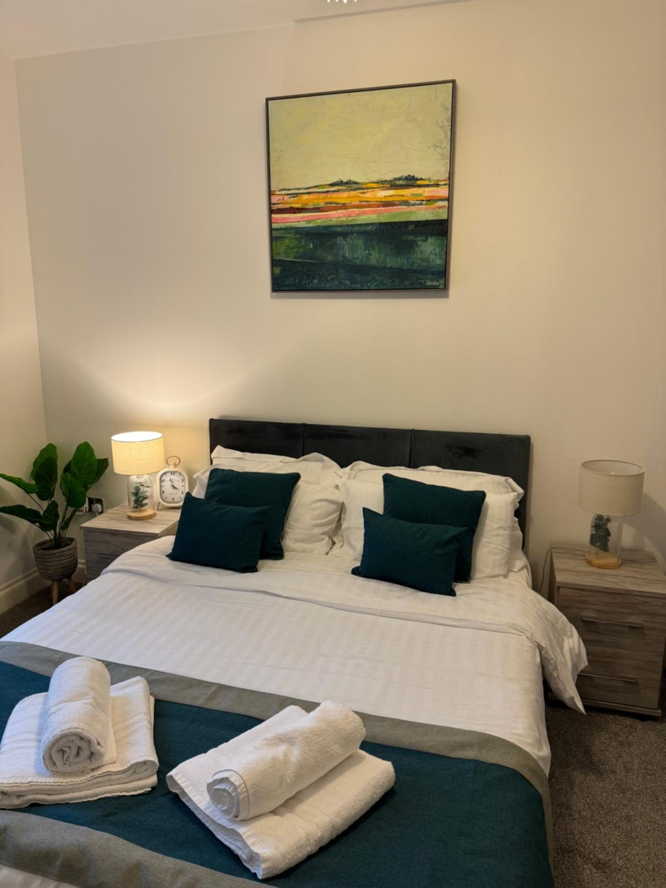 Three-Bedroom Deluxe Apartment photo 2
