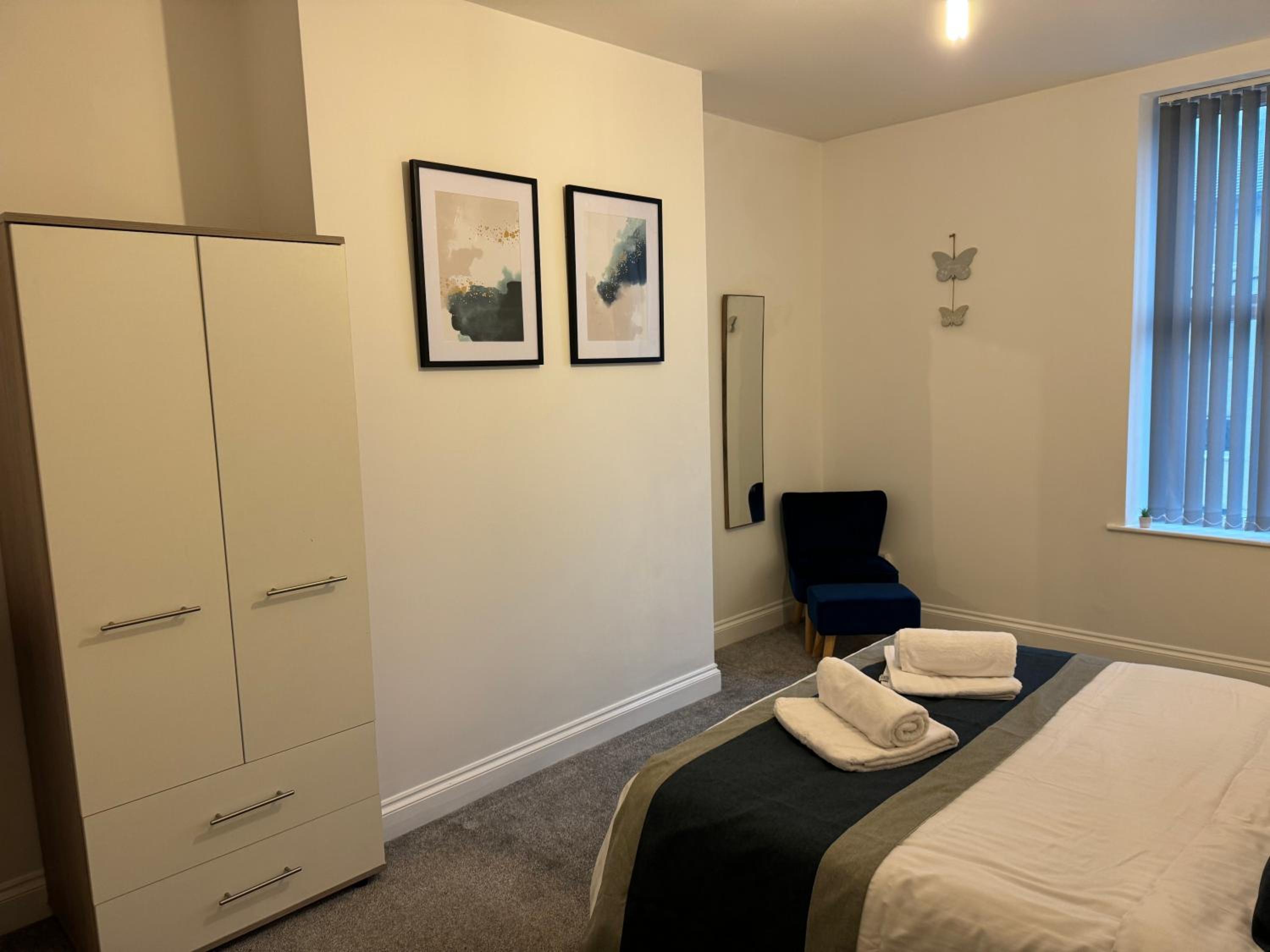 Three-Bedroom Deluxe Apartment photo 3
