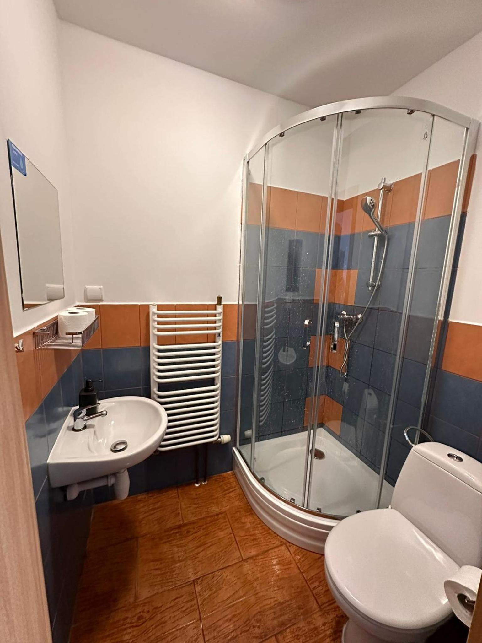 Budget Twin Room photo 2