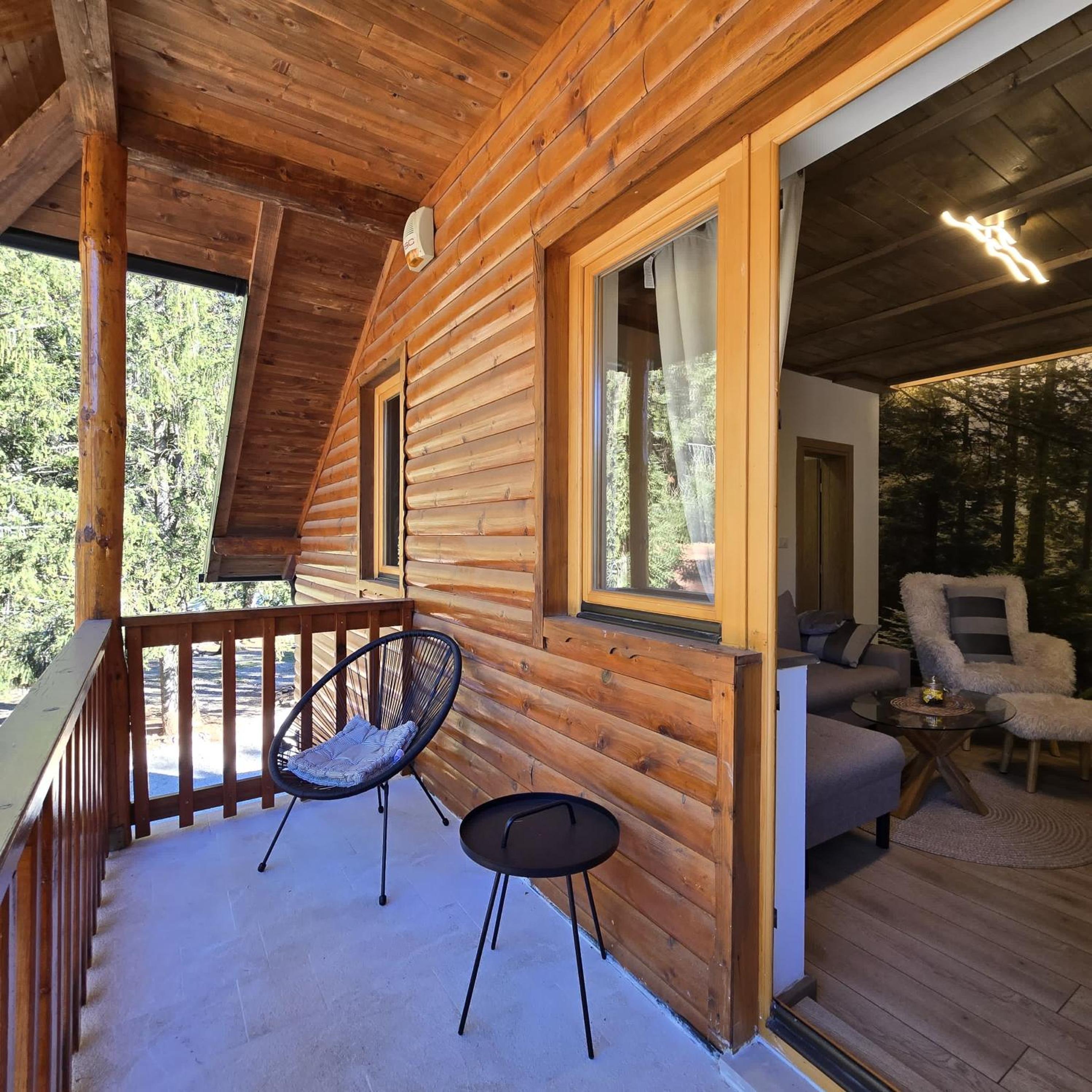 One-Bedroom Apartment with Balcony photo 1