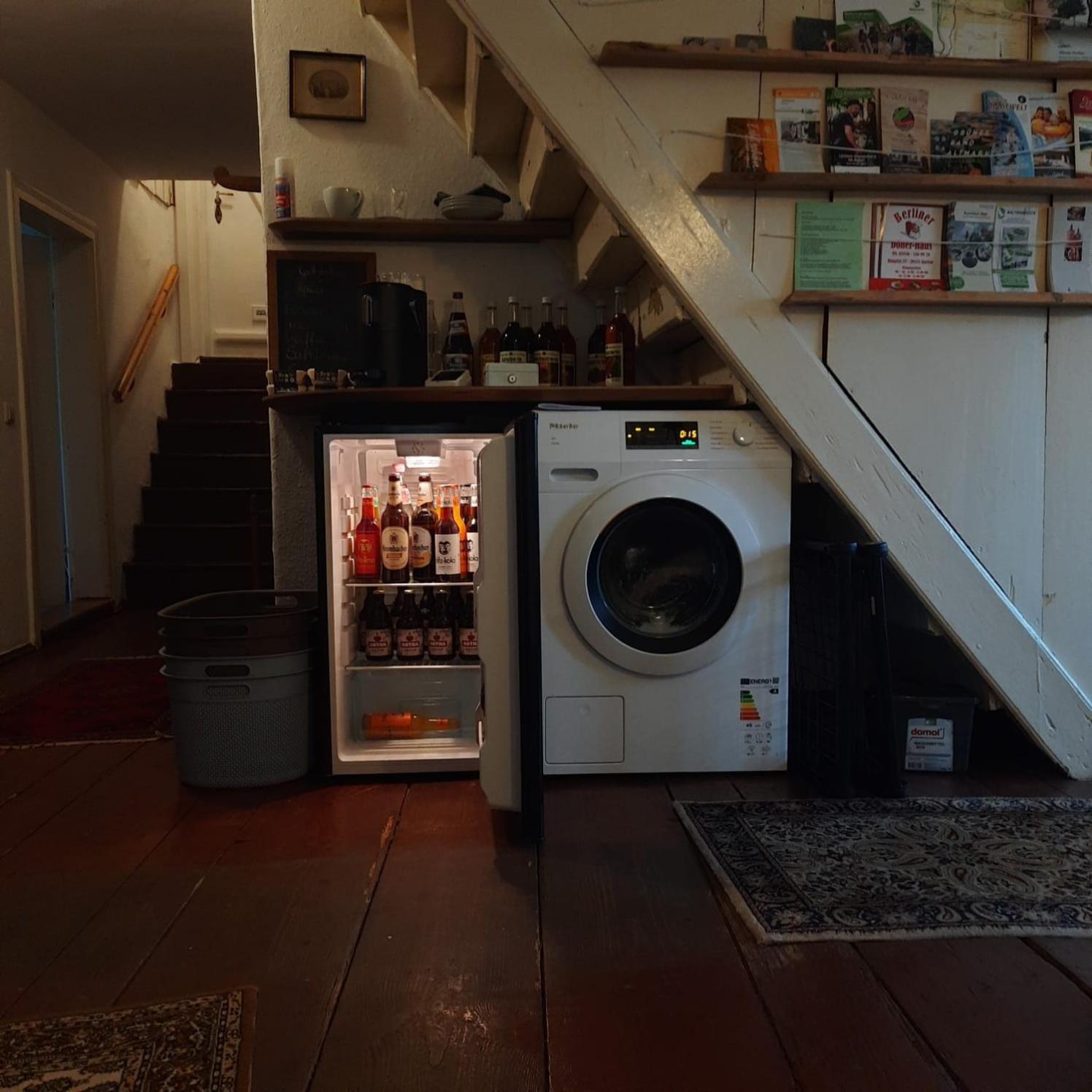 Large Twin Room - Photo 25