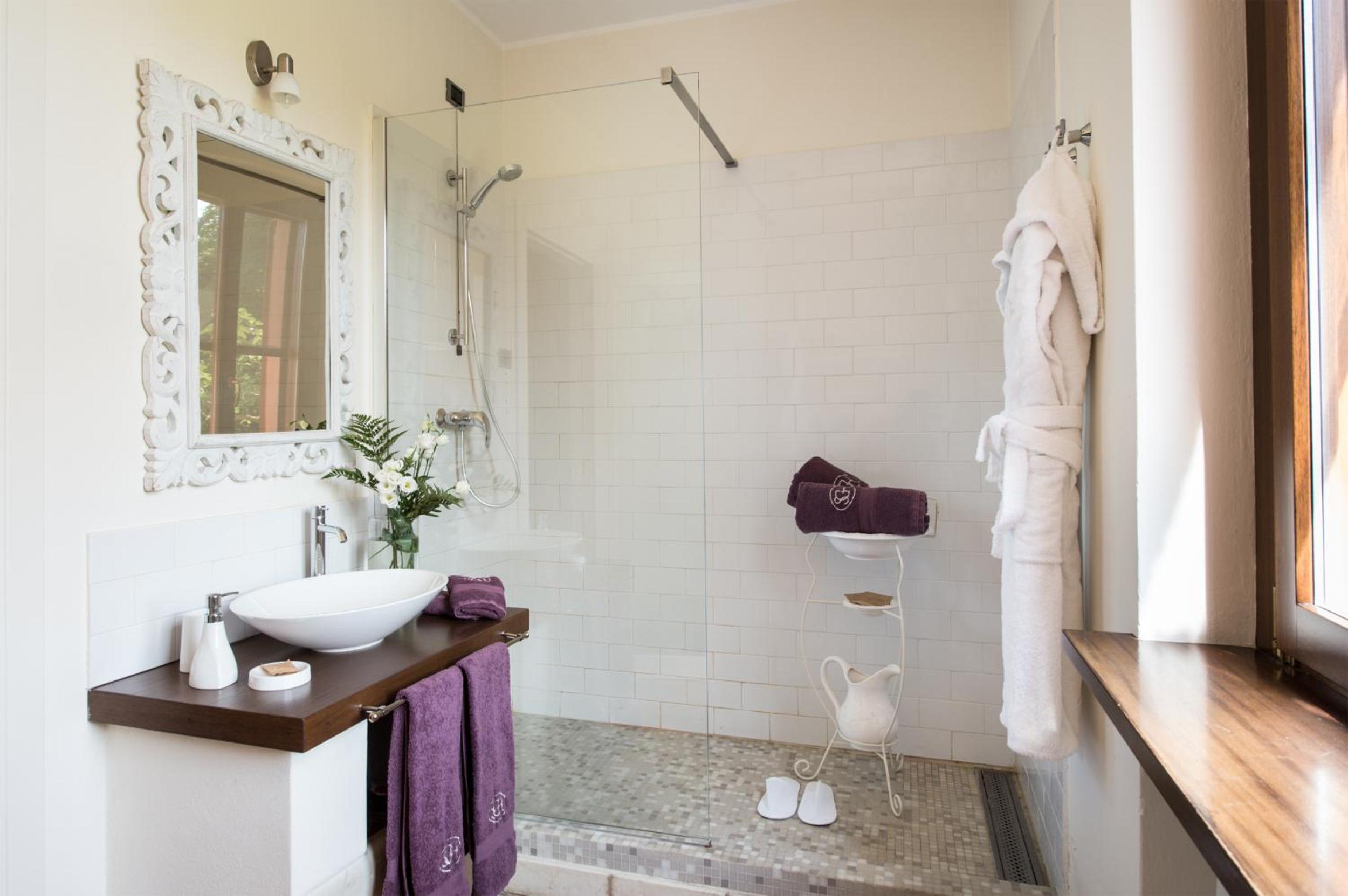 Standard Double or Twin Room photo 2