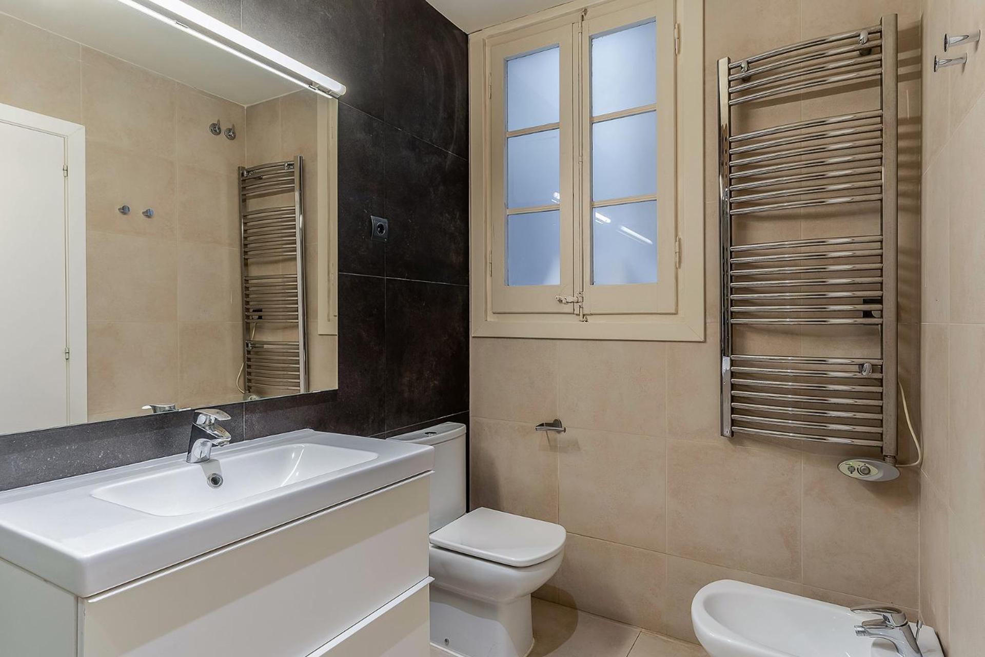 Two-Bedroom Apartment with Terrace photo 3
