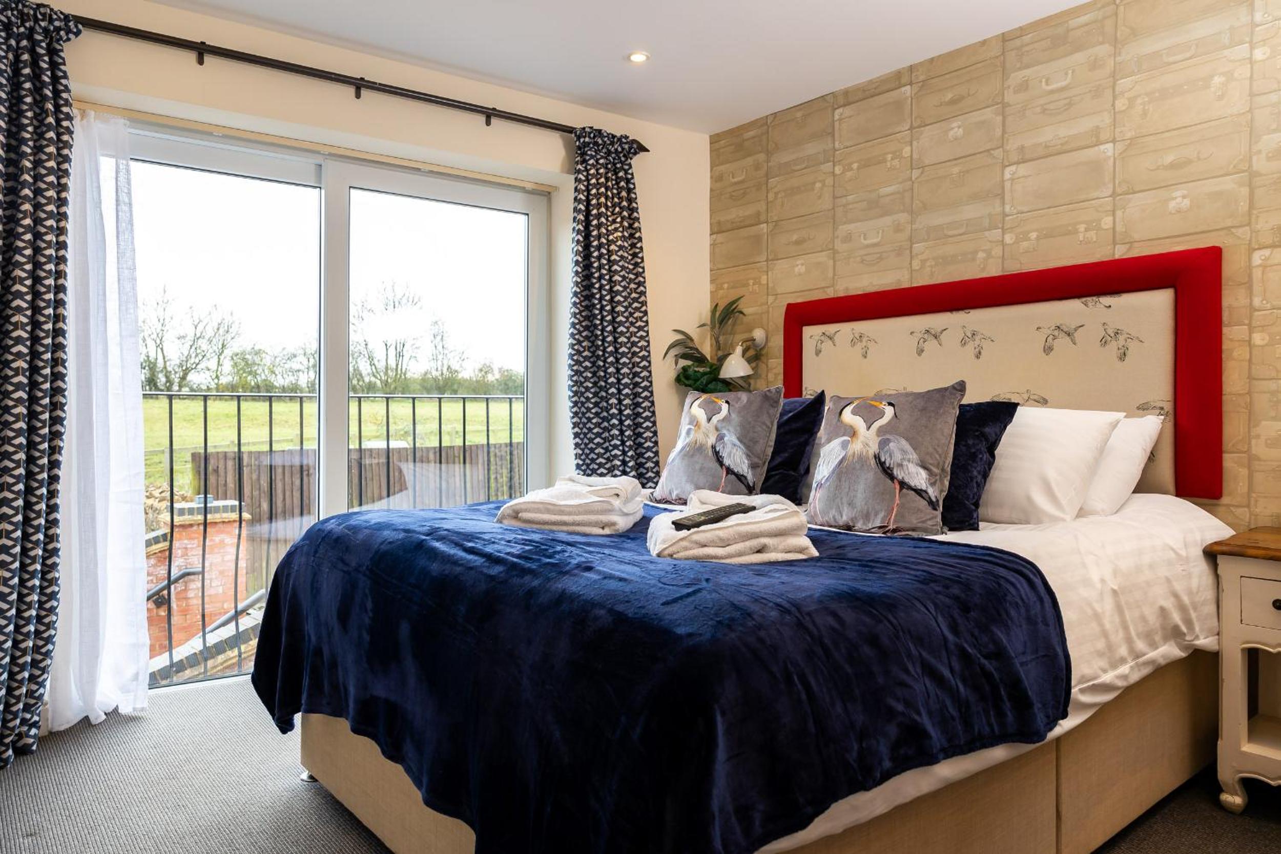Standard King Room photo 1