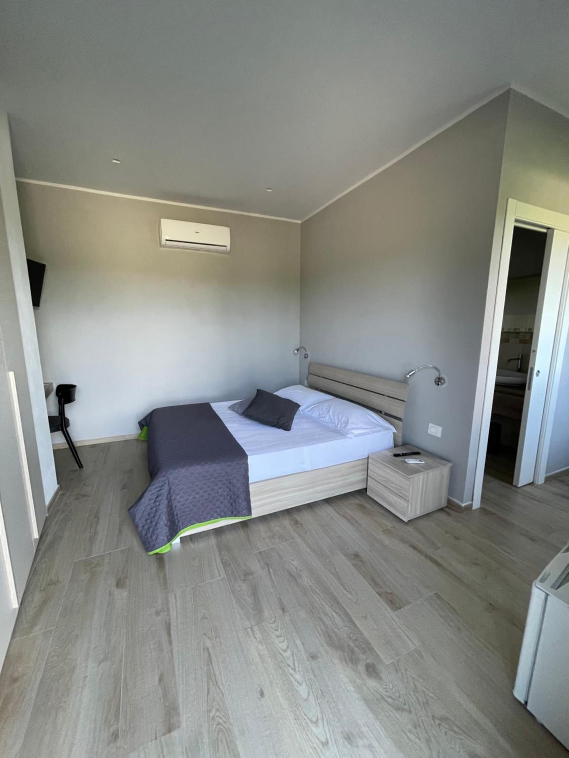 Classic Triple Room photo 1