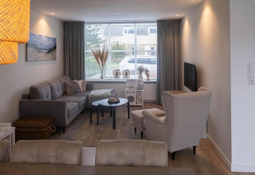 Four-Bedroom House photo 1