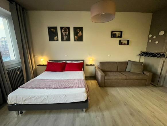 Studio With Sofa Bed photo 1