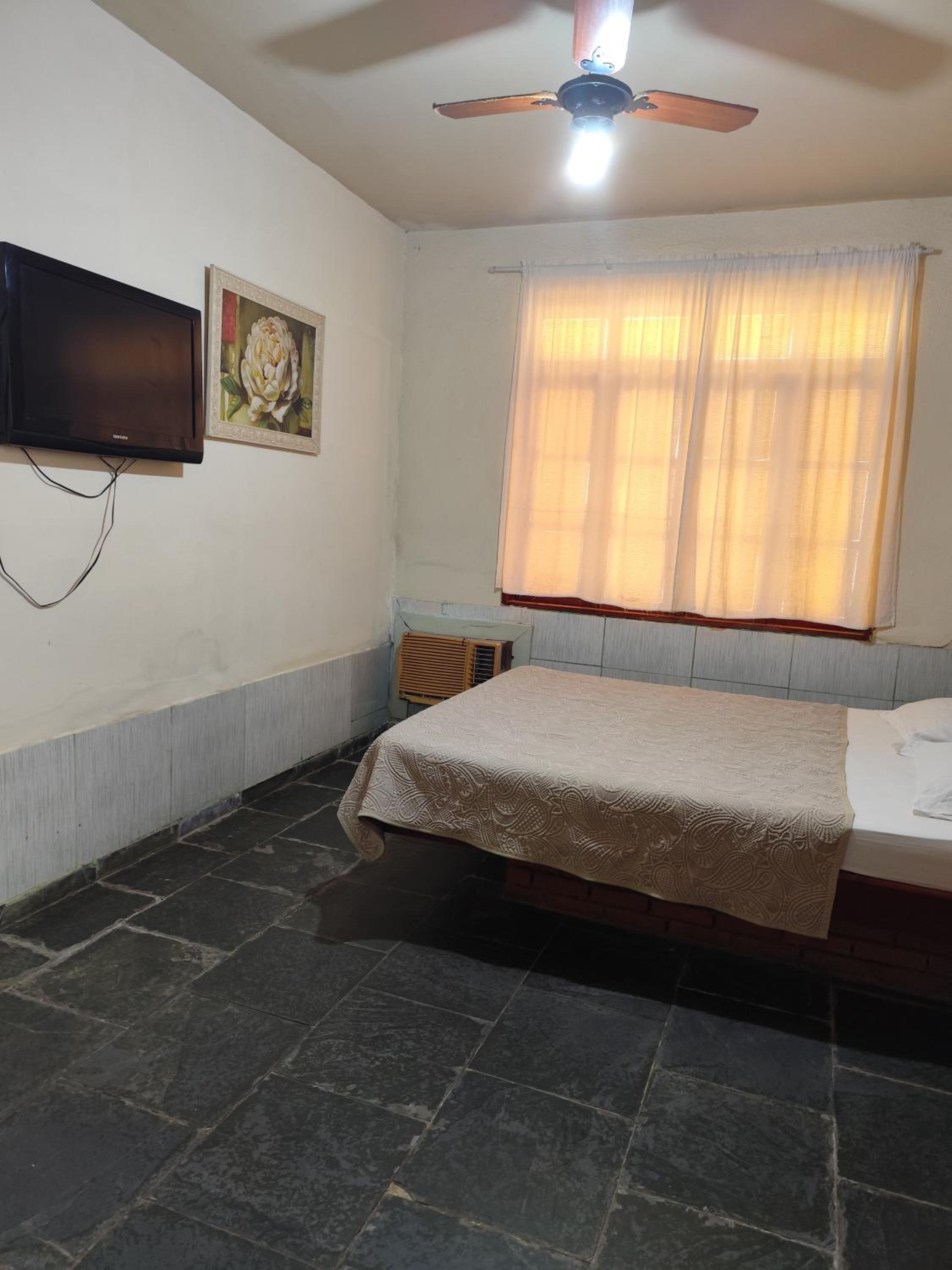 Double Room With Private Bathroom photo 3