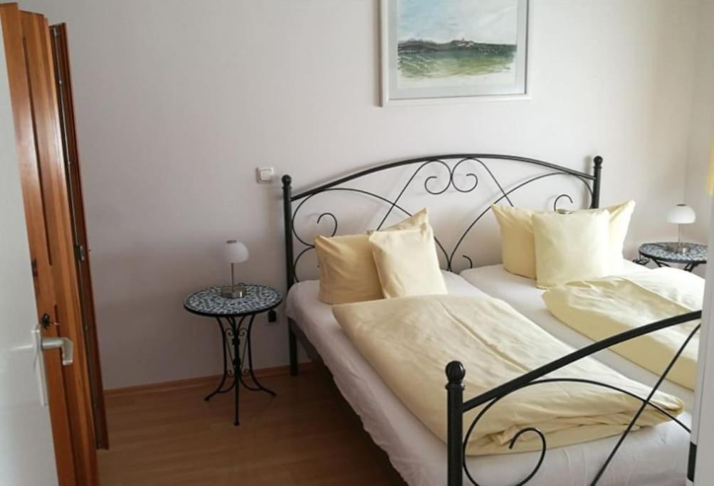 One-Bedroom Apartment with Balcony photo 1
