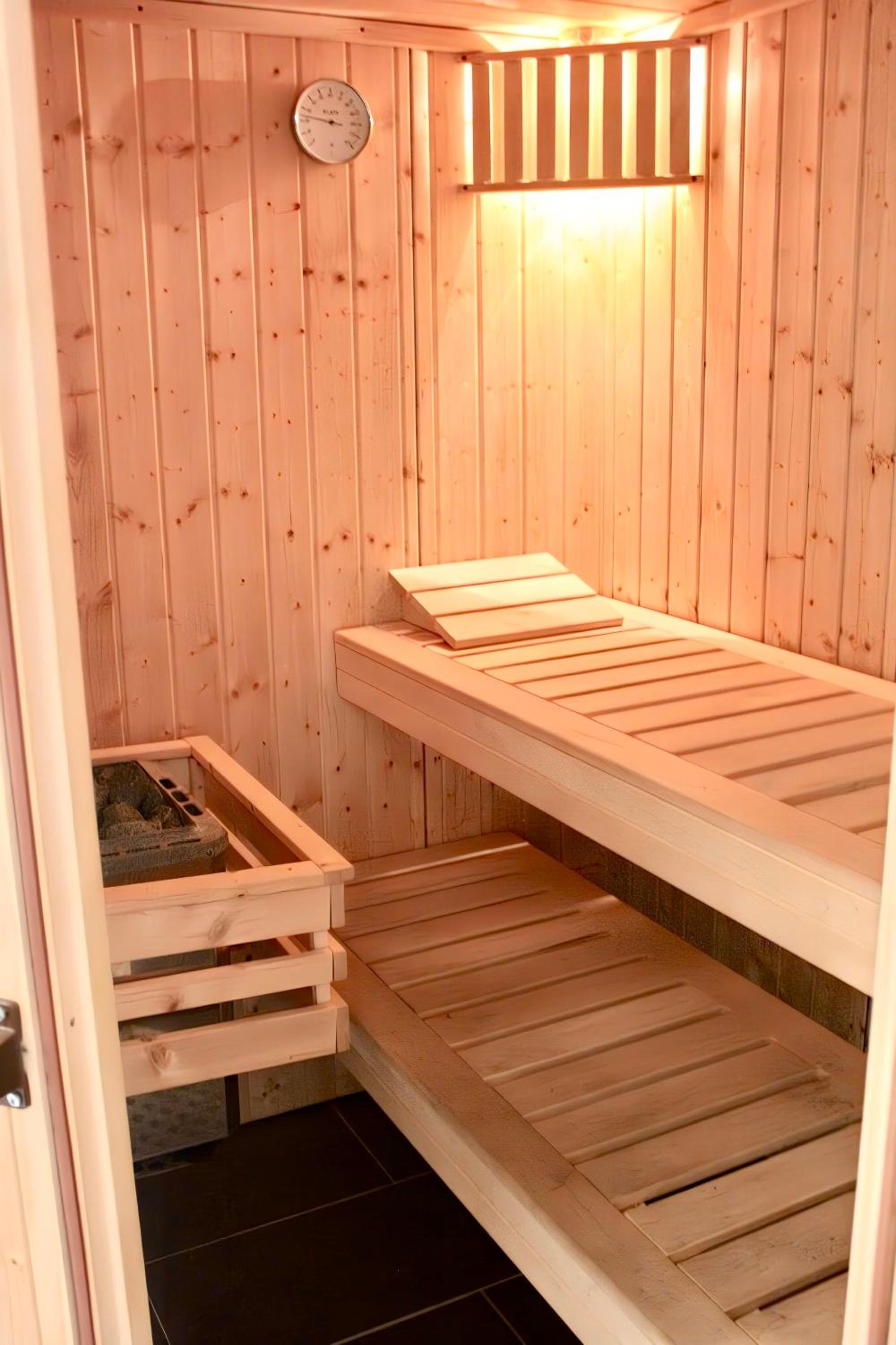 Three-Bedroom House photo 2
