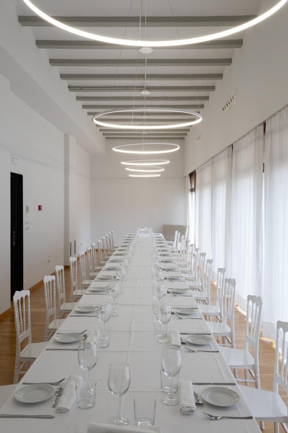 Suite - Photo 10