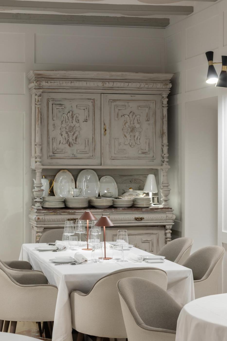 Suite - Photo 12
