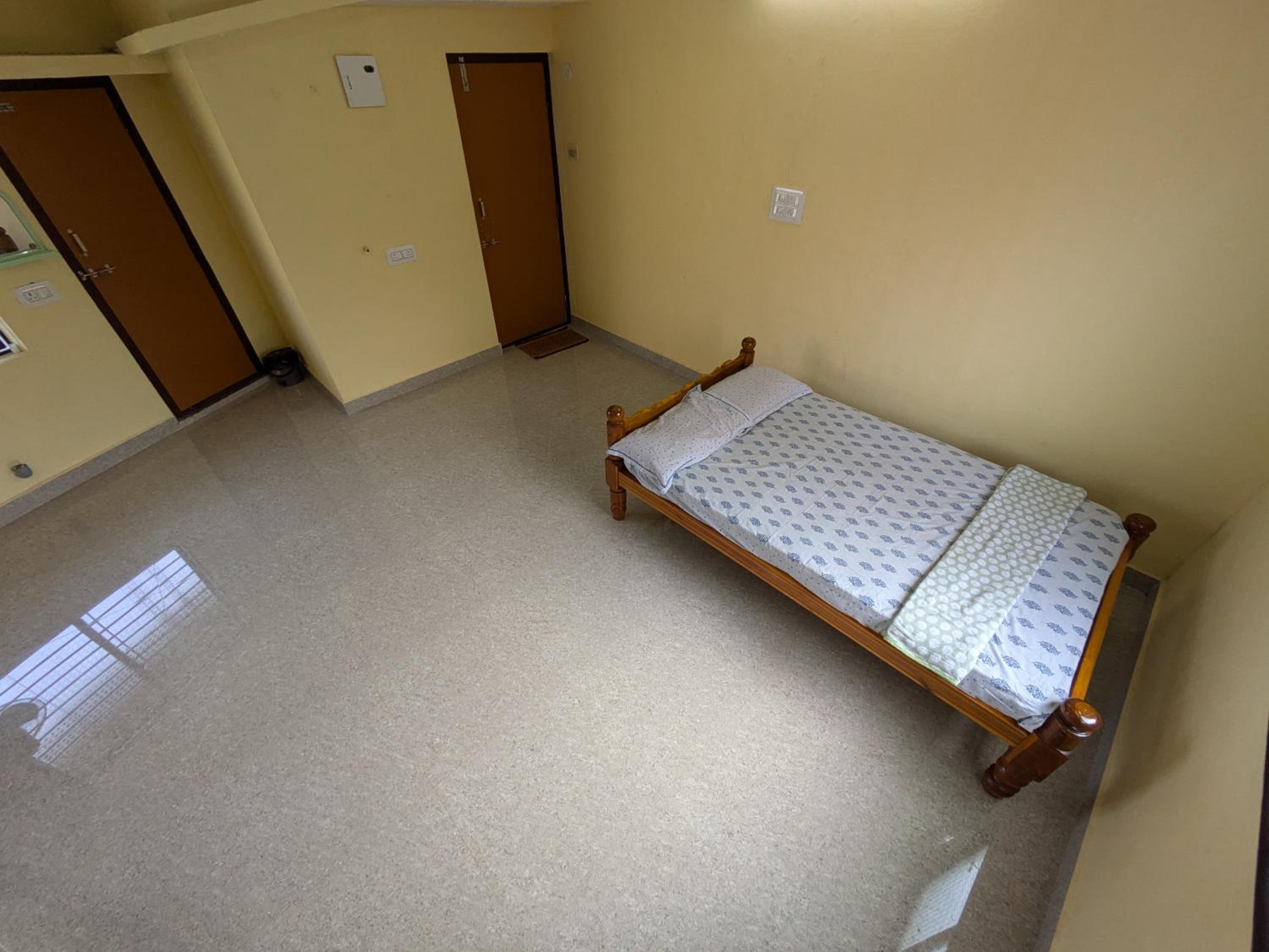 One-Bedroom House photo 2