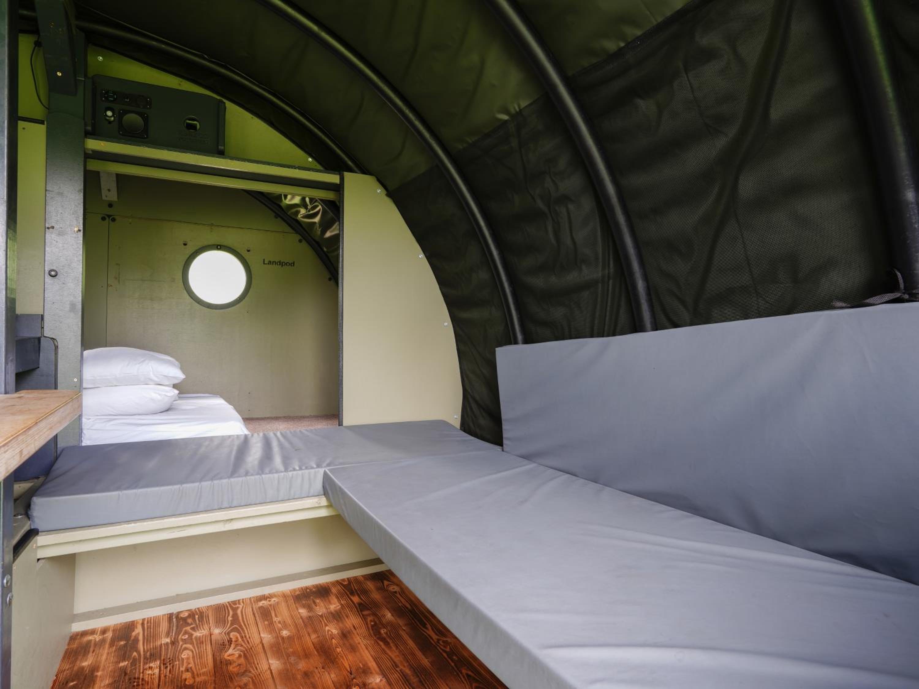 Landpod (2 Double Beds) photo 1