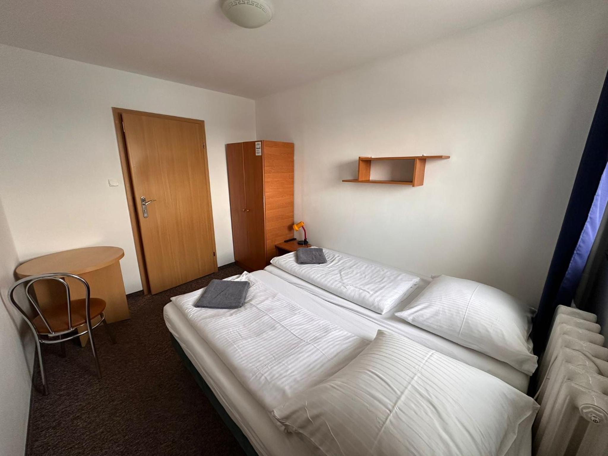 Double Room with Private Bathroom photo 1