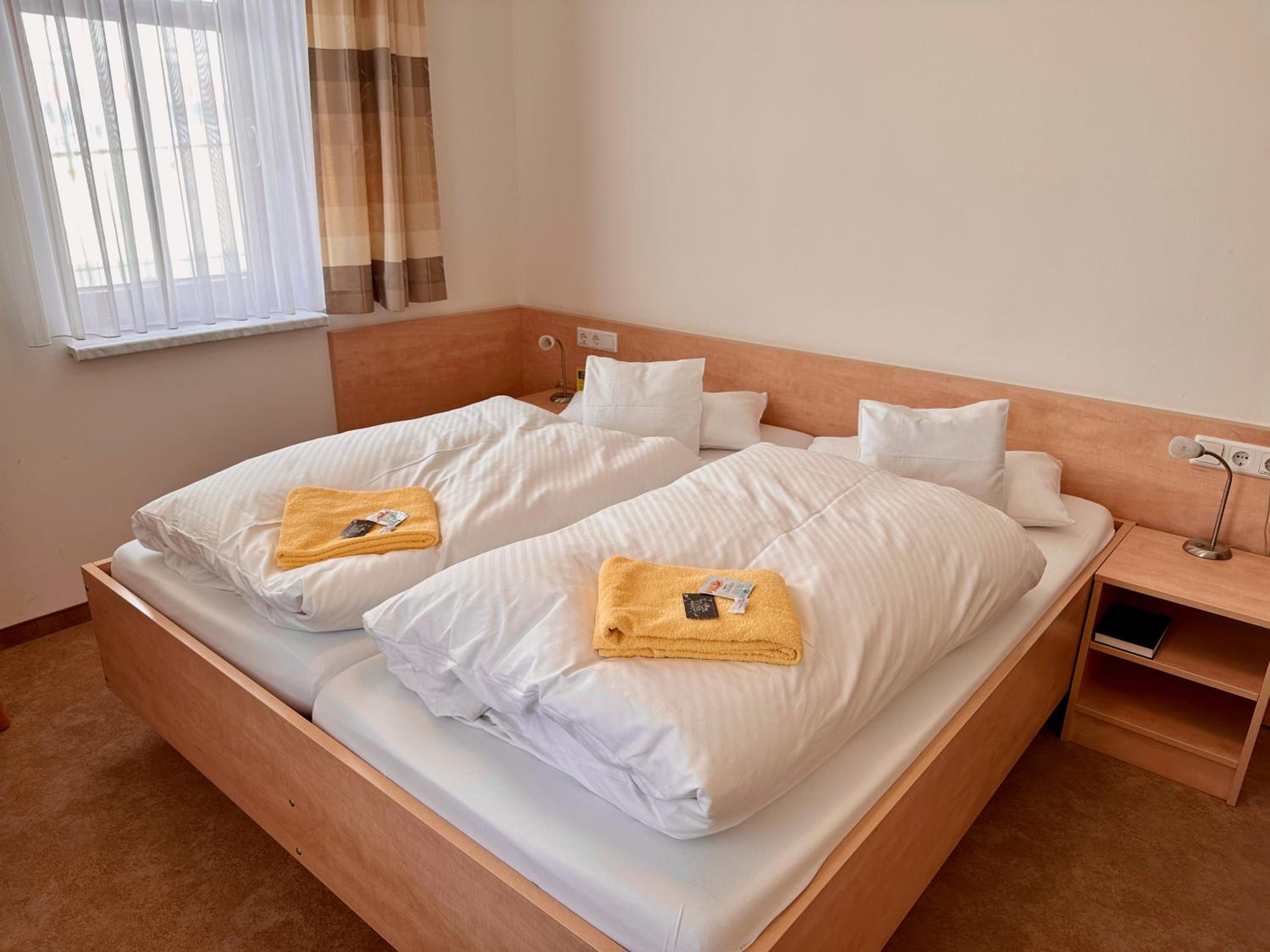 Double Room - Photo 4