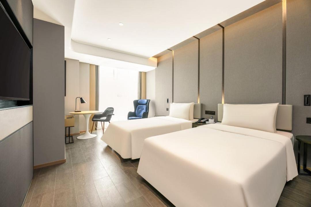 Atour Twin Room