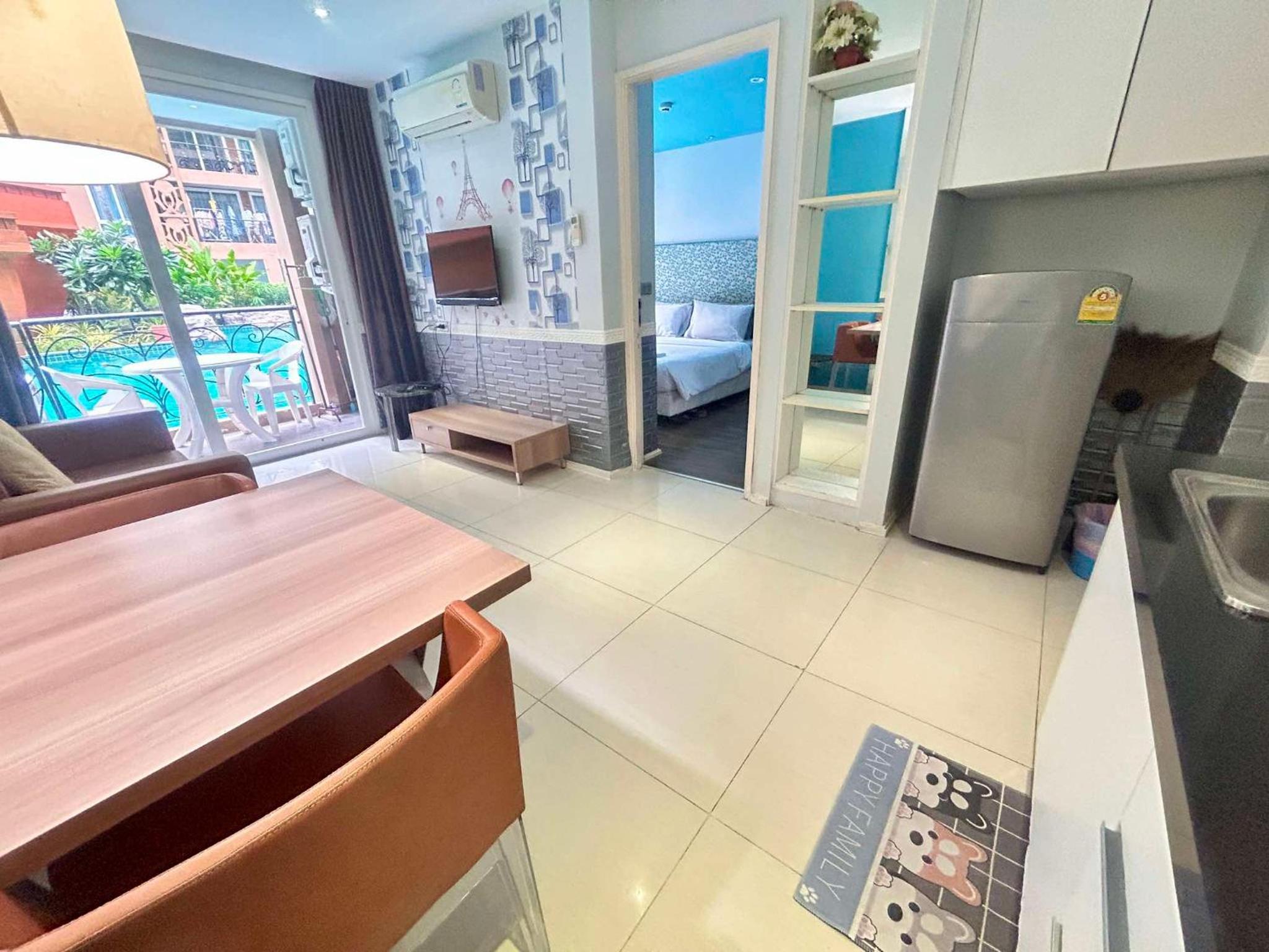 One-Bedroom Apartment with Pool Access - Photo 19