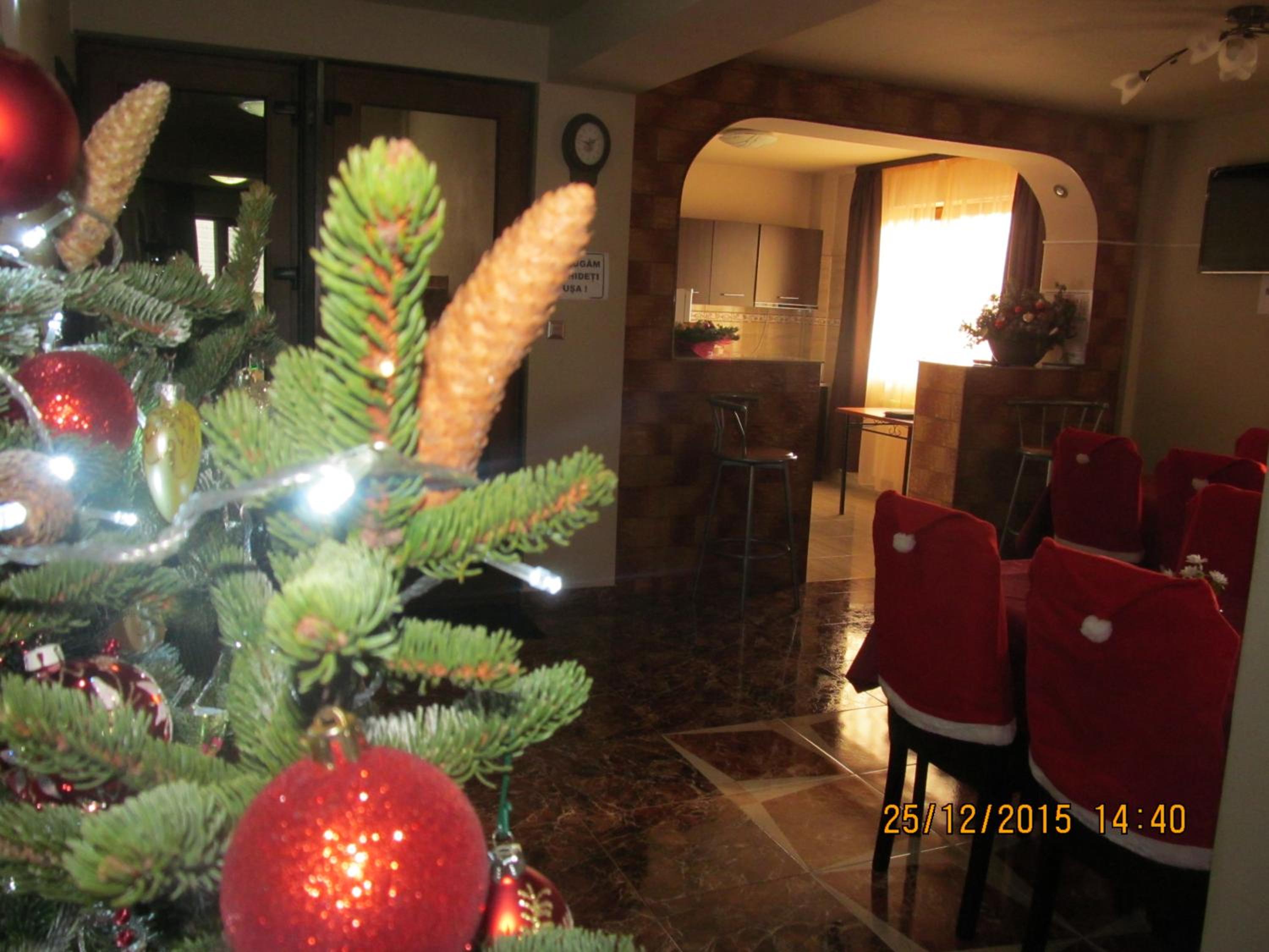 Double Room - Photo 28
