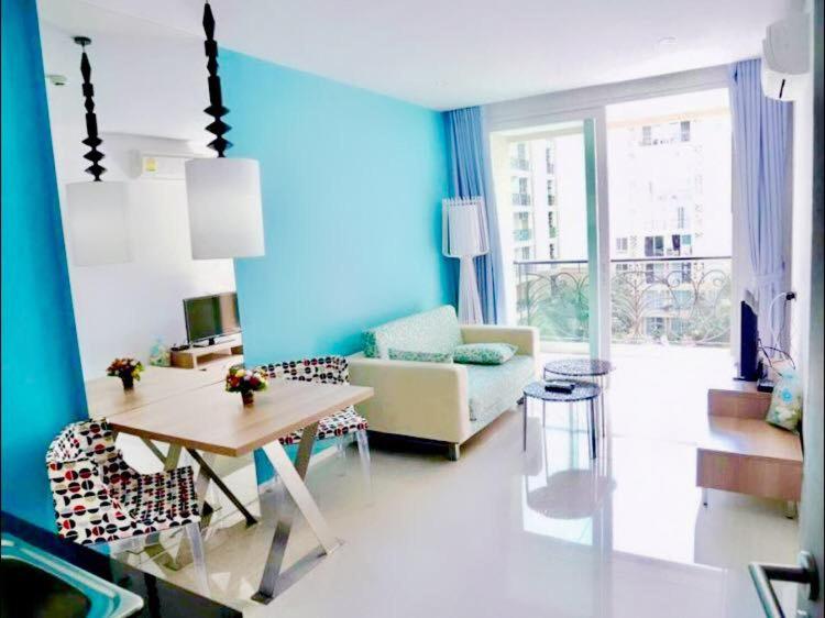Apartment with Pool View  - Photo 5