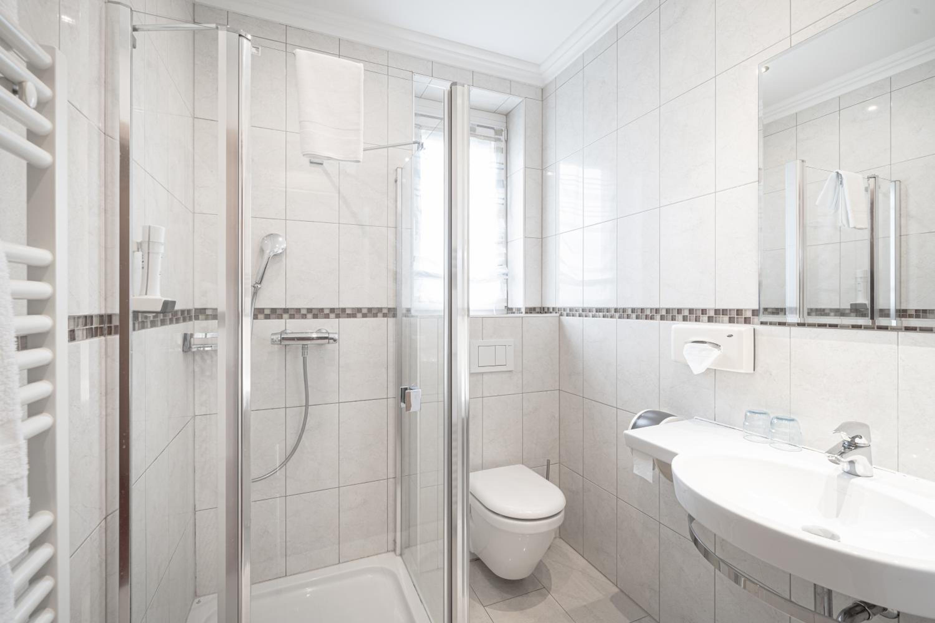 Double Room - Photo 2
