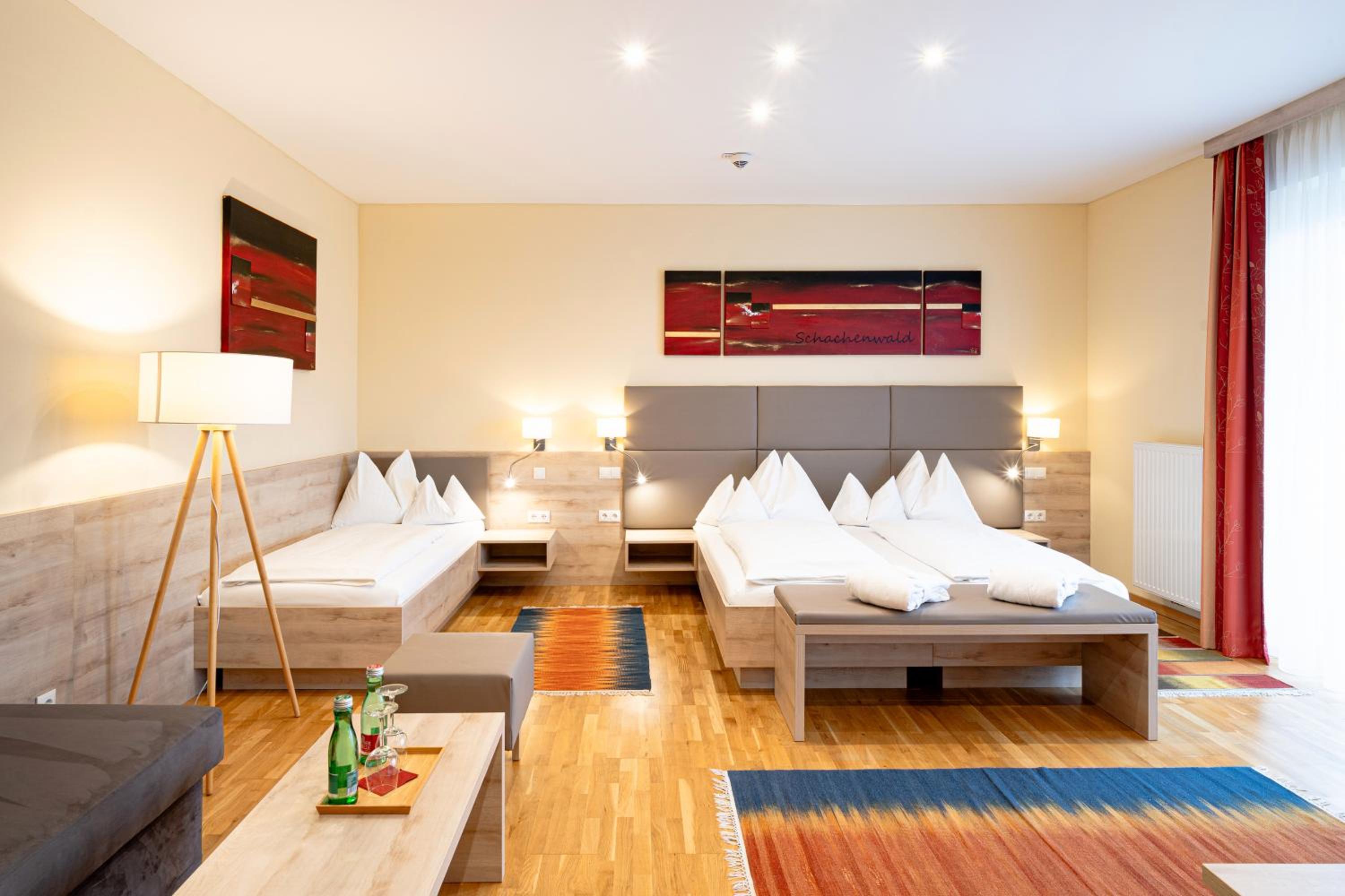 Junior Suite with Balcony photo 2