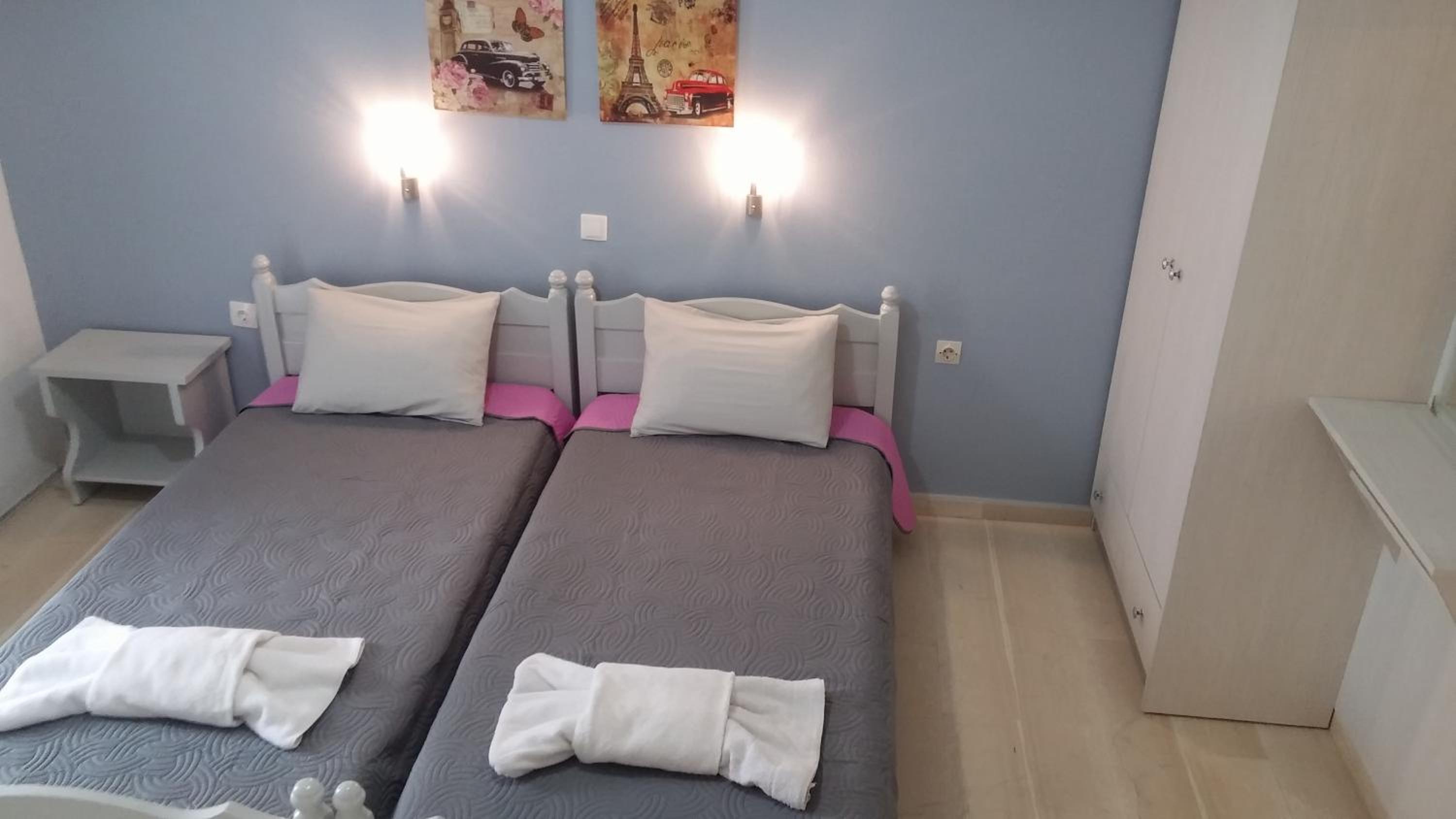 Standard Twin Room with Garden View photo 1