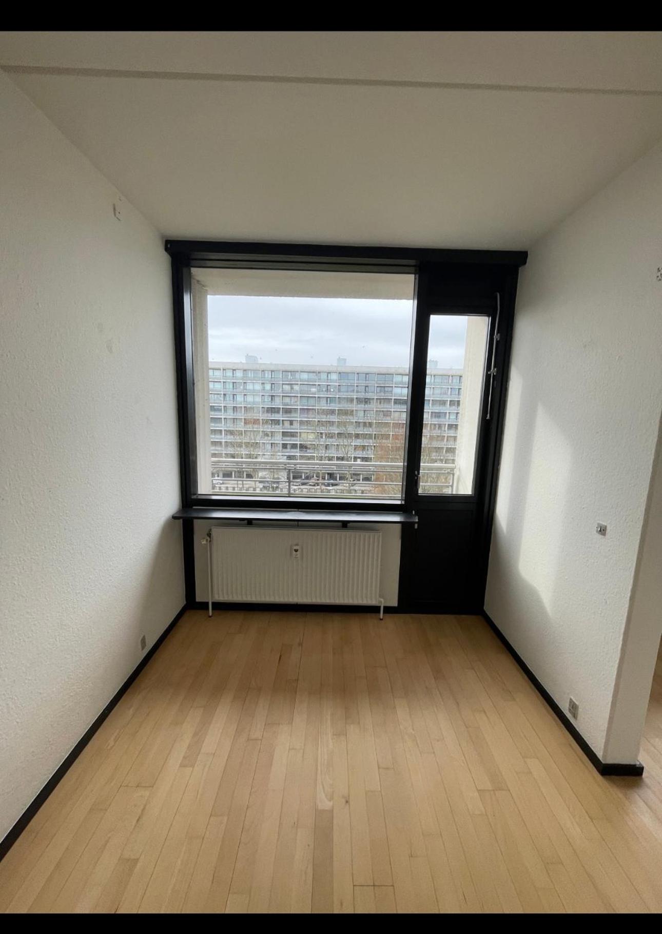One-Bedroom House photo 1